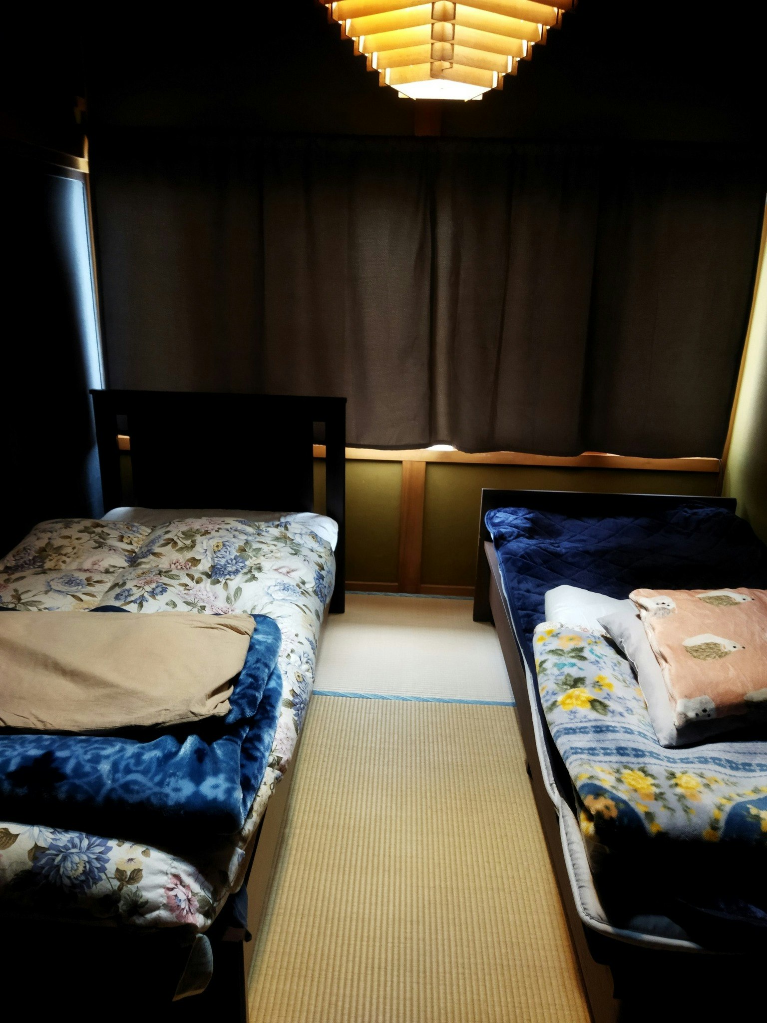  石巻繁華街近くの民家宿1/個室/2ベッド/無料駐車場/石巻駅徒歩16分/猫島乗り場徒歩10分