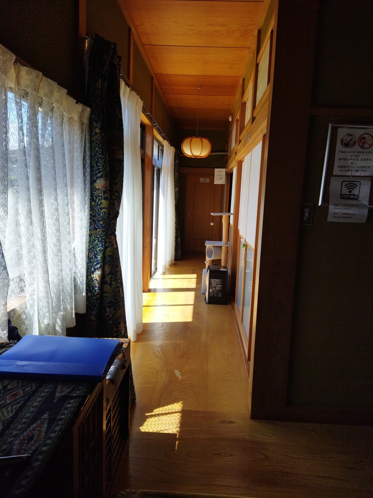  石巻繁華街近くの民家宿1/個室/2ベッド/無料駐車場/石巻駅徒歩16分/猫島乗り場徒歩10分
