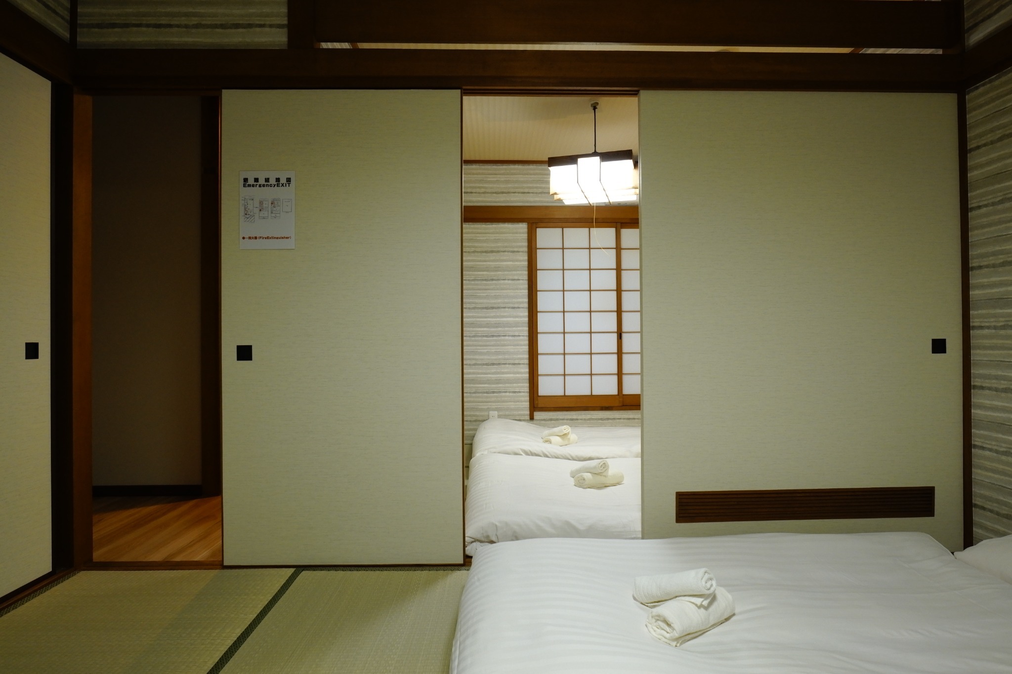 ニシナカHouse|梅田まで12分|最大13人宿泊可|和室と洋室両方あり
