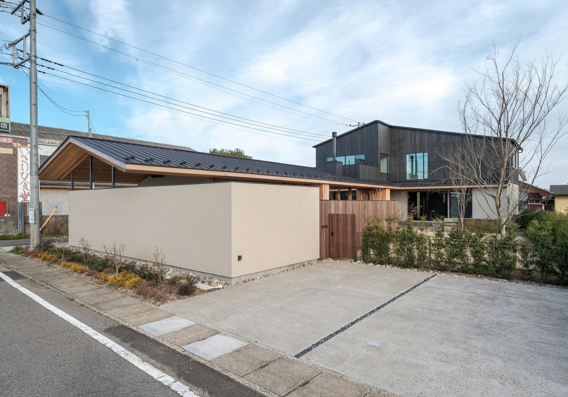 九十九里海岸まで徒歩約1分!ペット可・サウナ・プレイルーム付き高級貸別荘