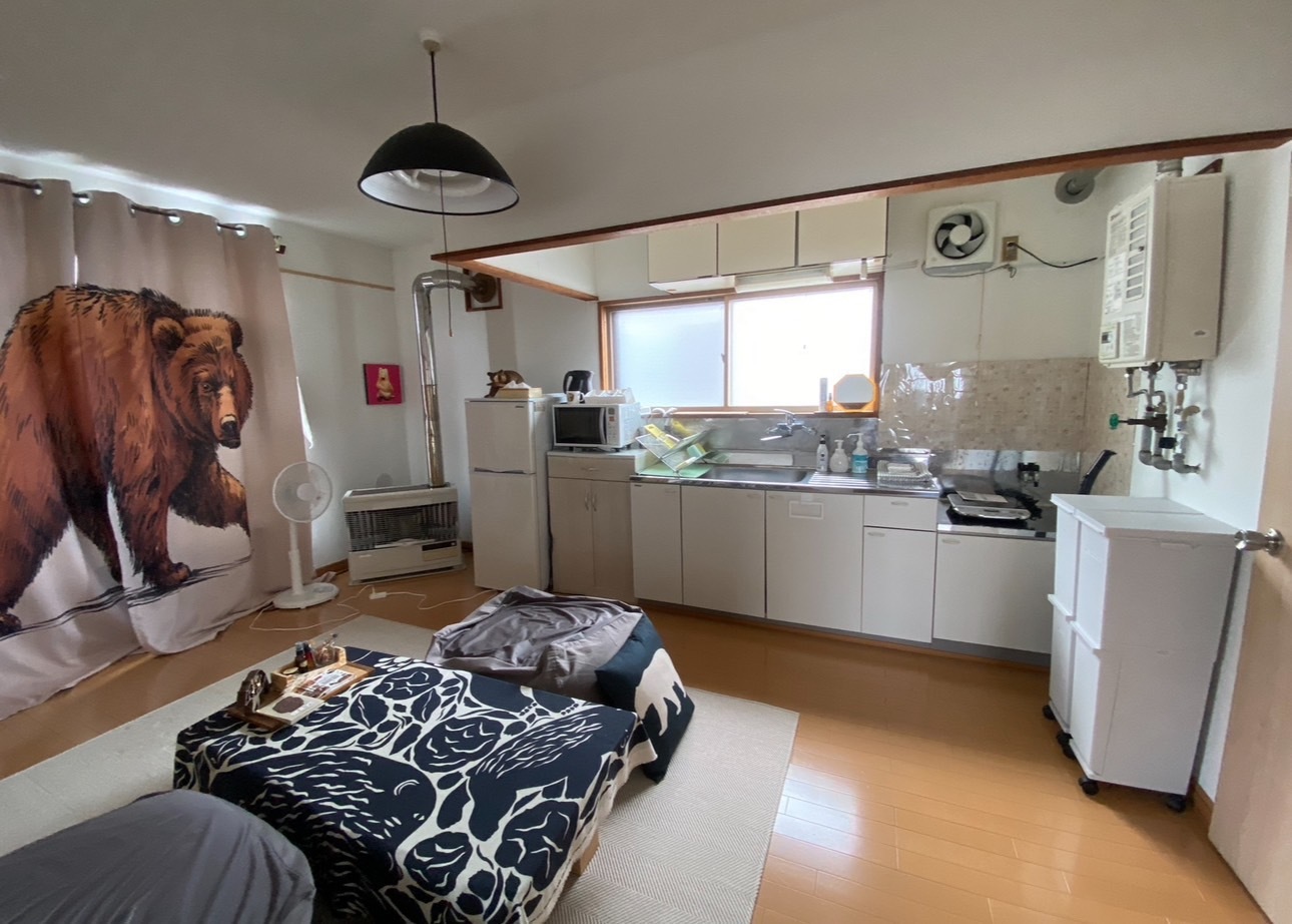 くま　カートリッジB Ｏ BEAR FOOT東町 - 「熊彫のまち八雲」をゆっくりステイして楽しむ。クマ