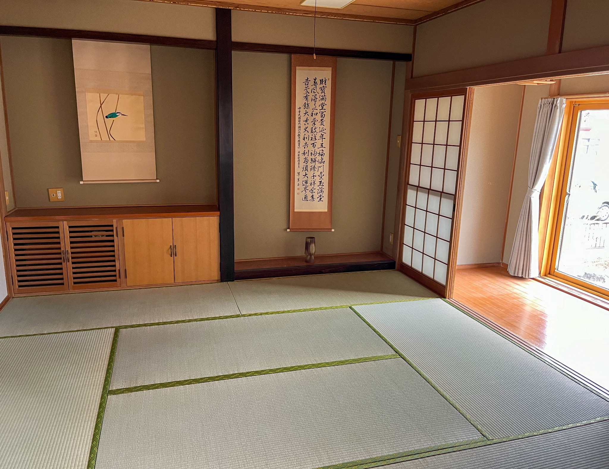 シャレー浦 ^のnull