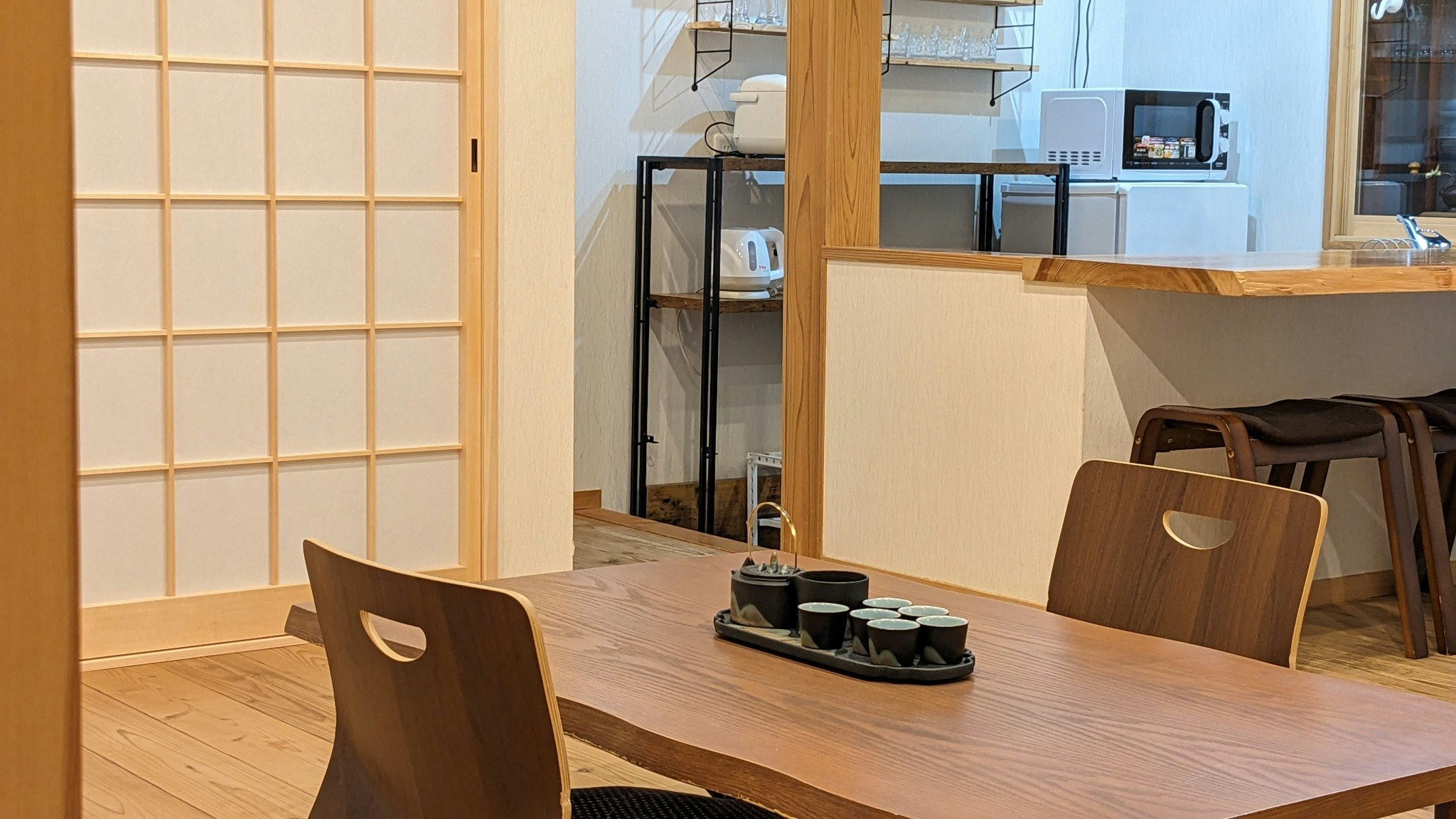 【京家宣宏‧冷泉】1日1組限定、風雅な町家で過ごす|二条駅徒歩15分|スーパー