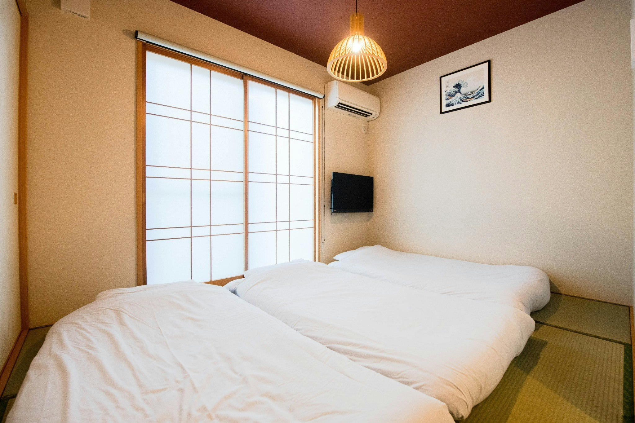 【桜川庵・東山】こぢんまりした隠れ宿|市街中心から徒歩10分|バス停すぐ|キッチン・TV・洗濯機