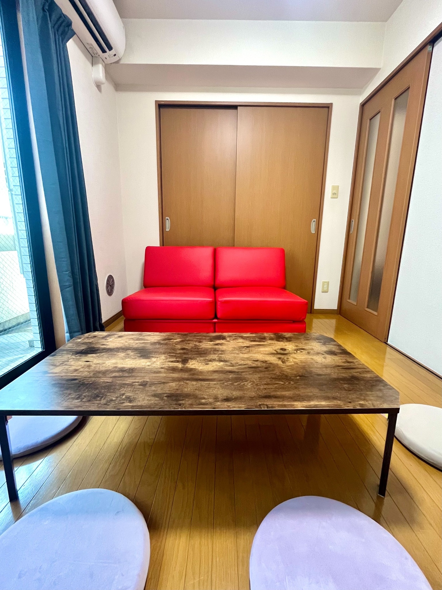 S・Fハイツ 6名ソファ部屋 