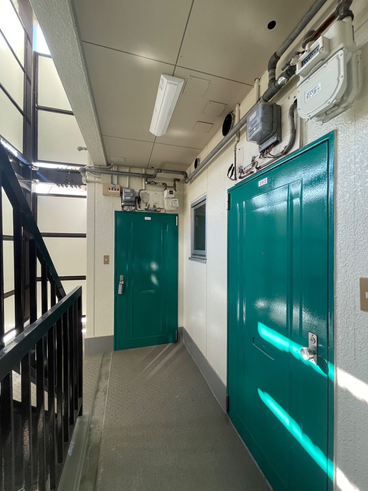 サクラ201伊丹空港から電車で20分!梅田まで電車で15分!最大5名宿泊可能大阪のローカルタウン!