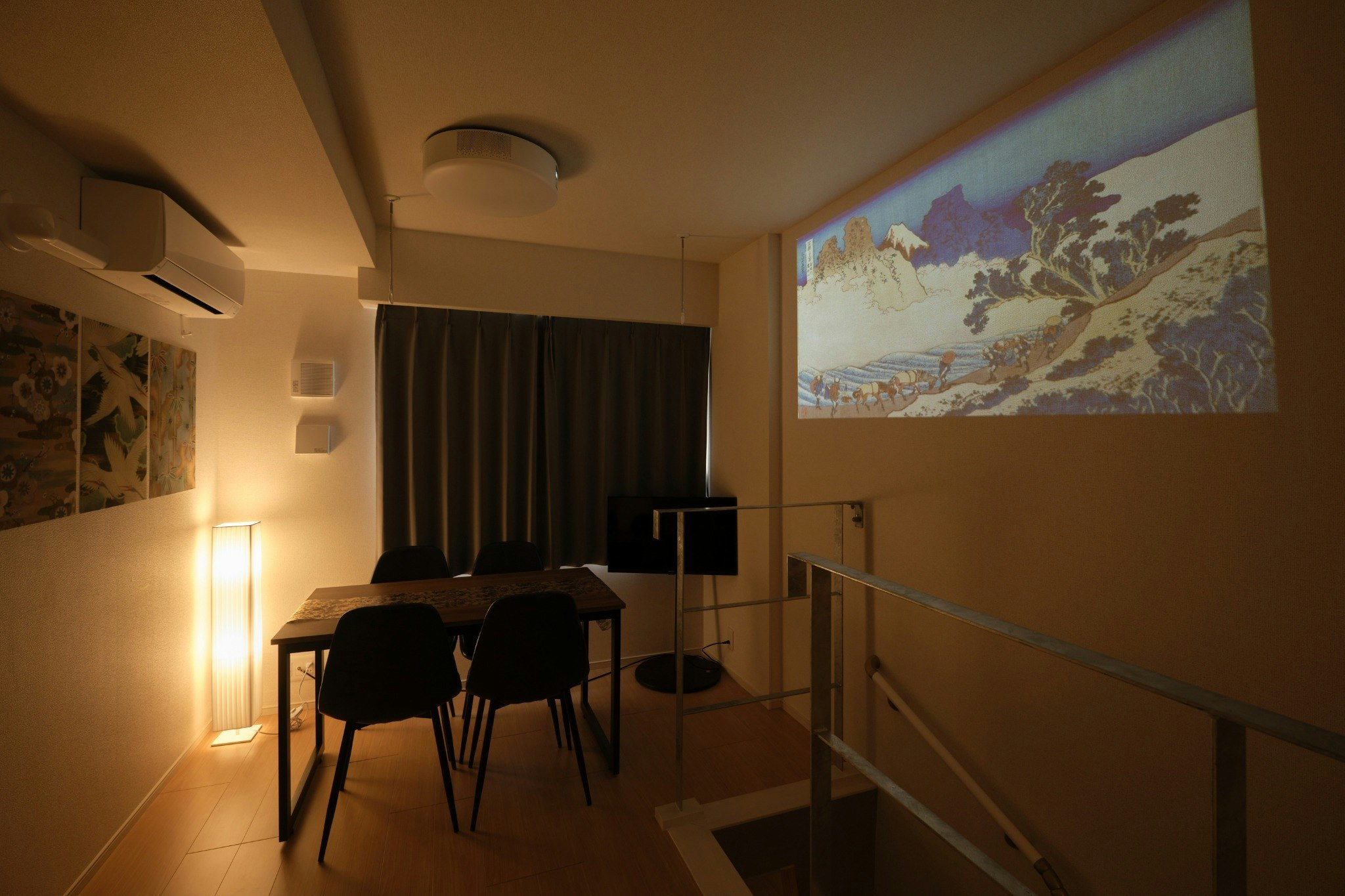 A101*曙橋駅徒歩3分/メゾネットタイプ/新宿エリアへのアクセス抜群/最大6名/Wi-Fi