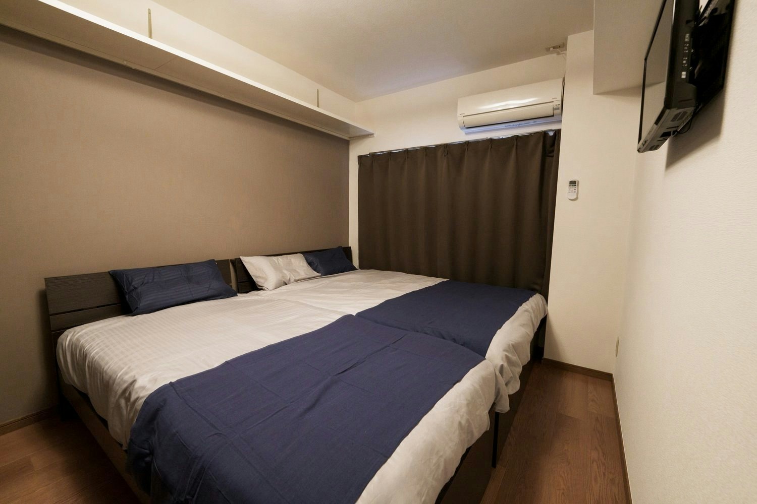 【2024年OPEN・Wi-Fi有】ダブル1台・シングル2台/キッチン/長期滞在/家族旅行/302