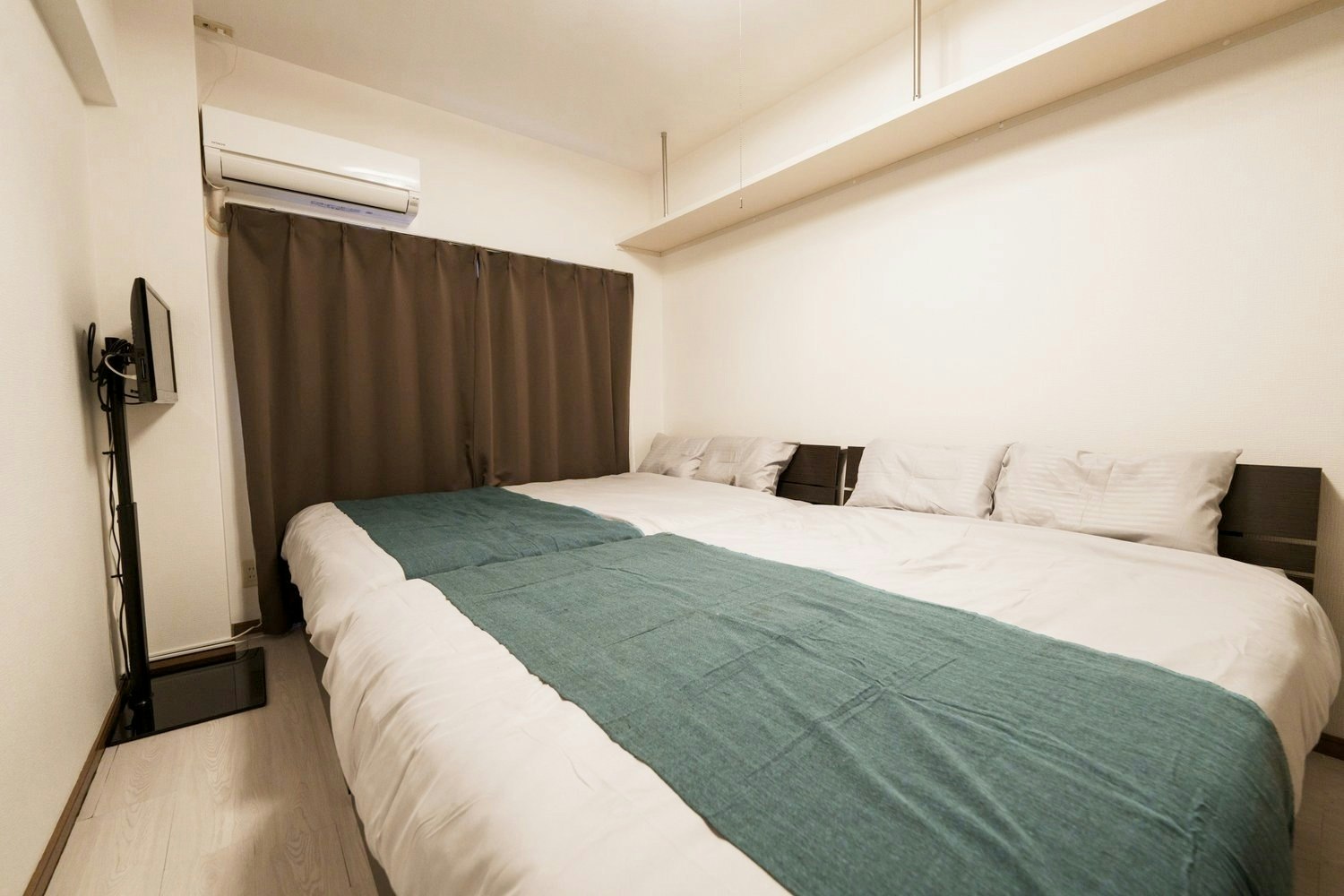 【2024年OPEN・Wi-Fi有】ダブルベッド2台/キッチン完備/家族旅行・長期滞在に最適/107