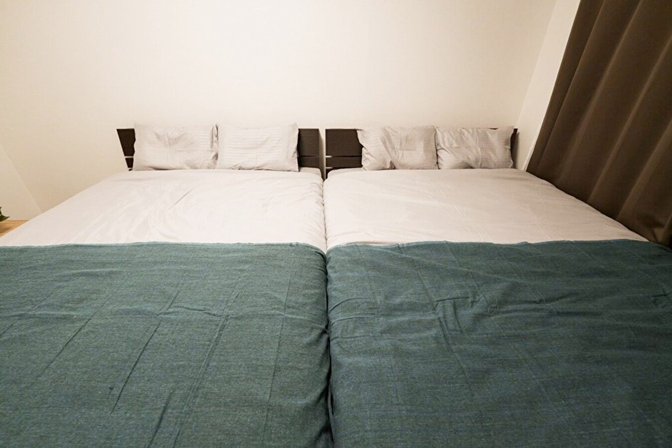 【2024年OPEN・Wi-Fi有】ダブルベッド2台/キッチン完備/家族旅行・長期滞在に最適/108