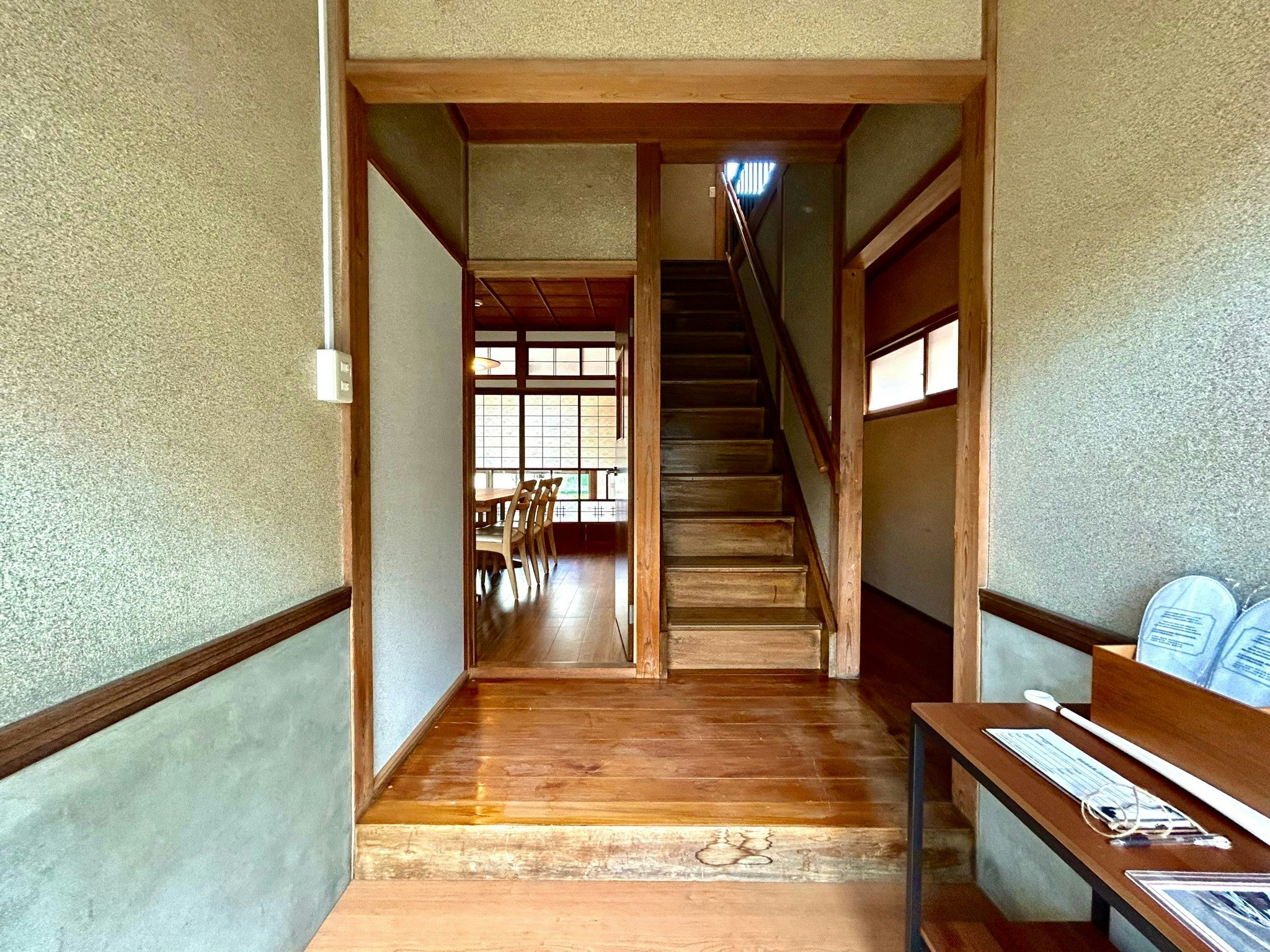 HH7「tot-an 古い小さなトタンの宿」