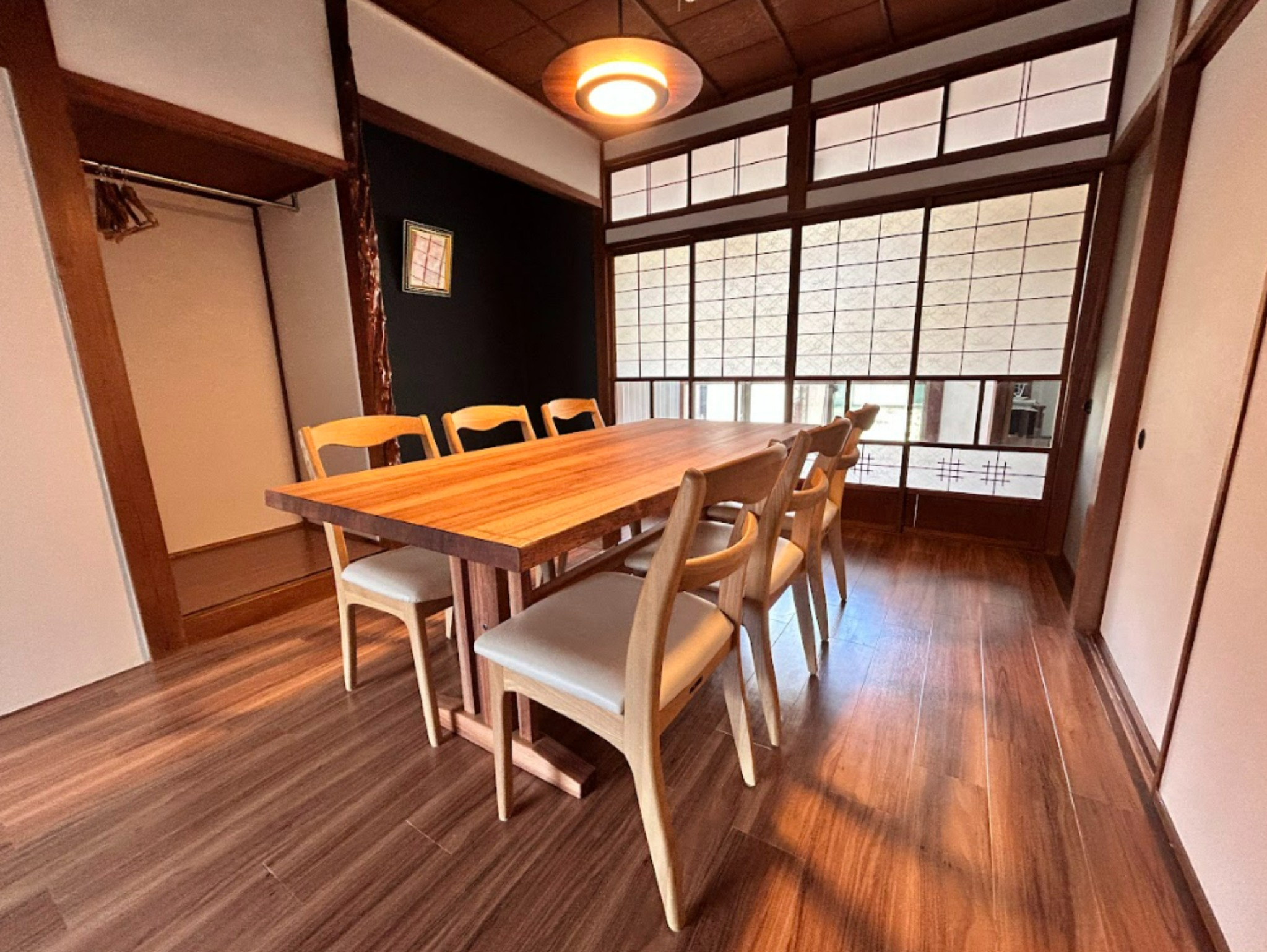 HH7「tot-an 古い小さなトタンの宿」