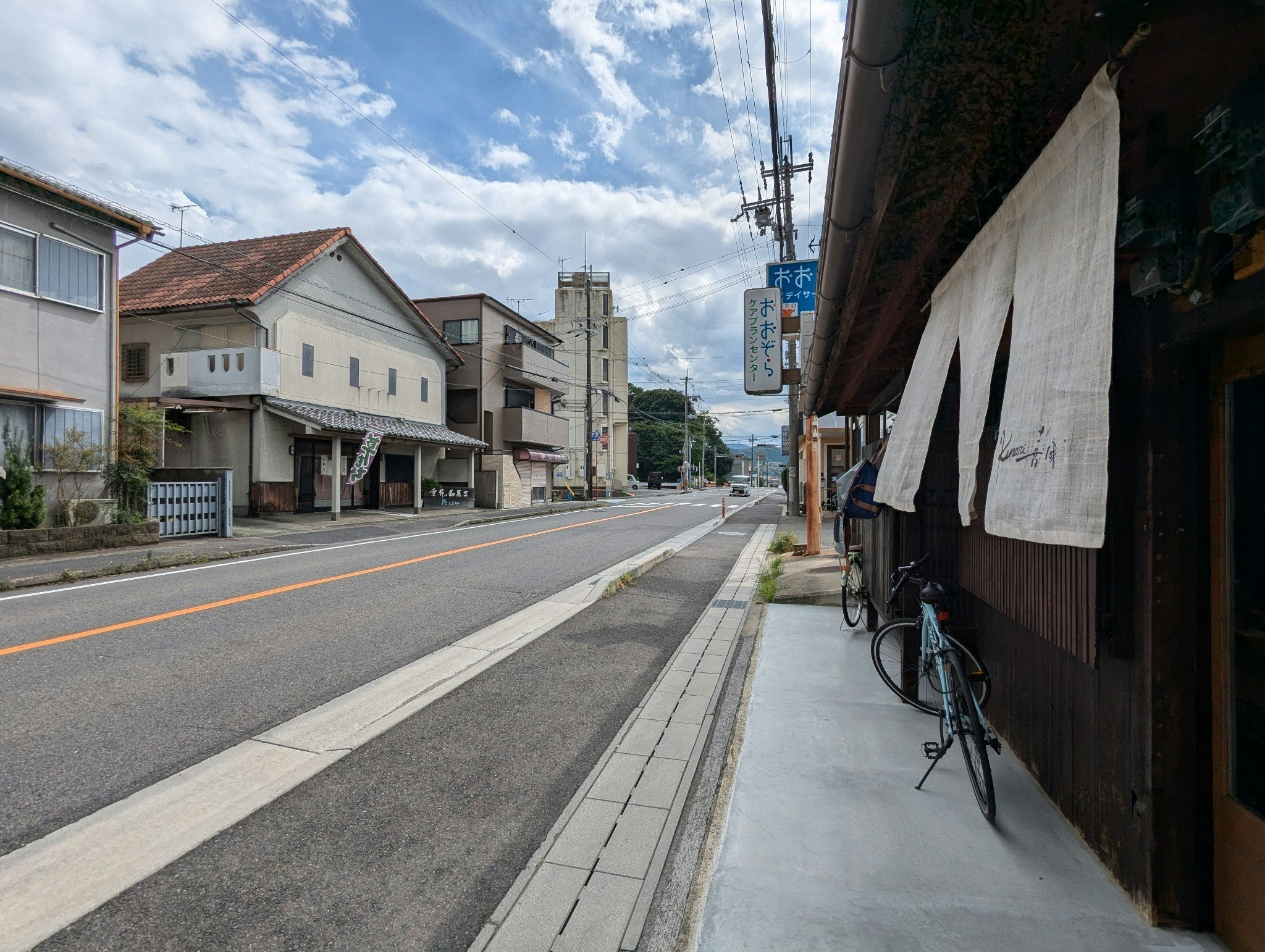 旧東海道沿いに佇む「“憩い”と“集い”の空間」