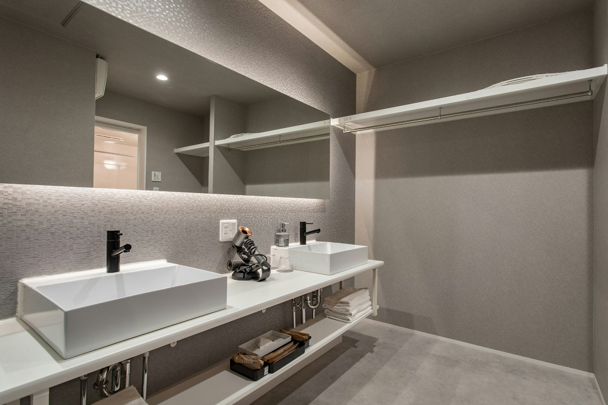 【Villa deLuxe@西九条】新築,USJ電車で5分,西九条駅徒歩3分,2室,最大6人
