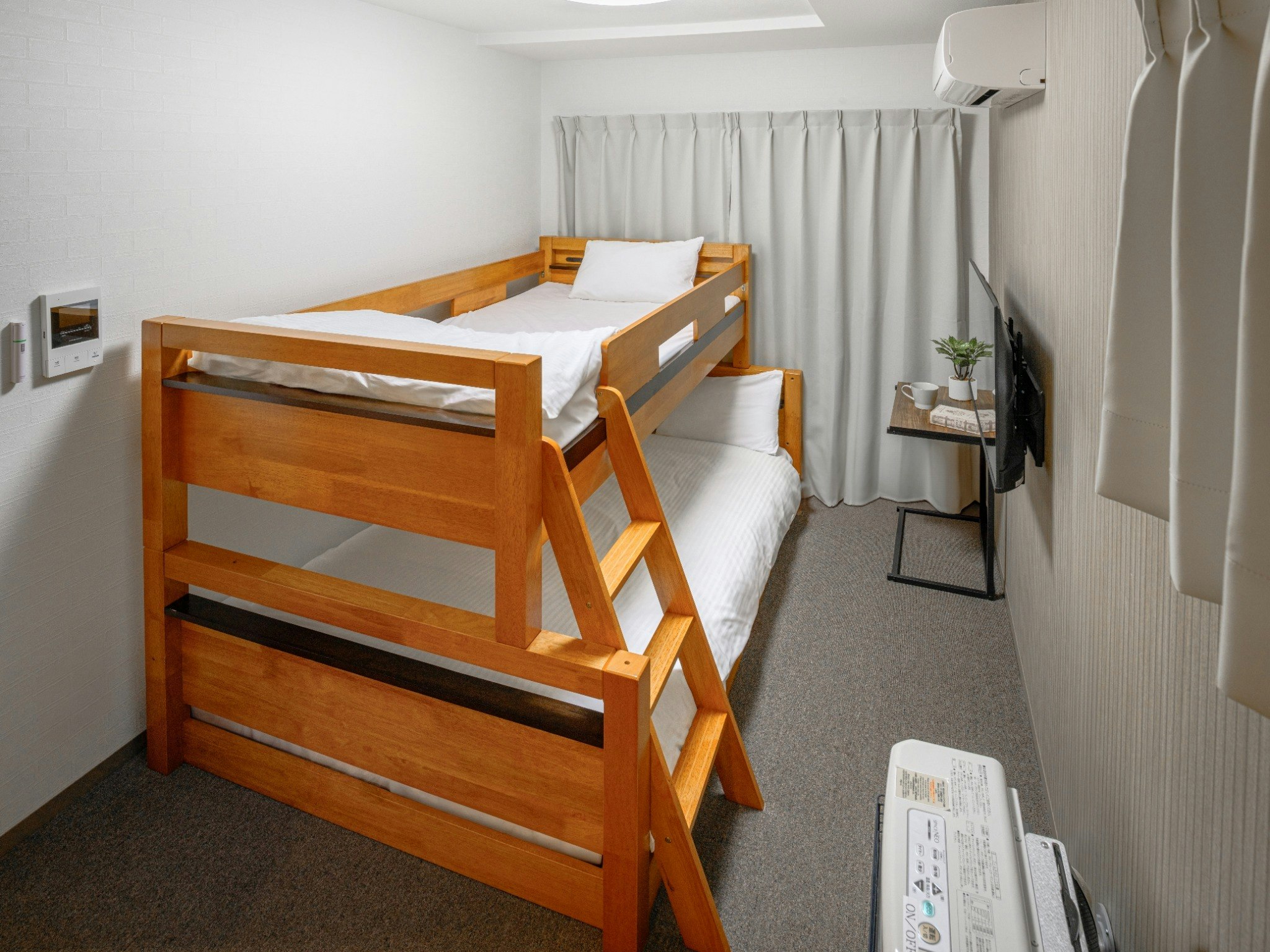 【RHSU-E】キッチン付きが嬉しい♪2段ベッドのお部屋でグループ滞在にも!