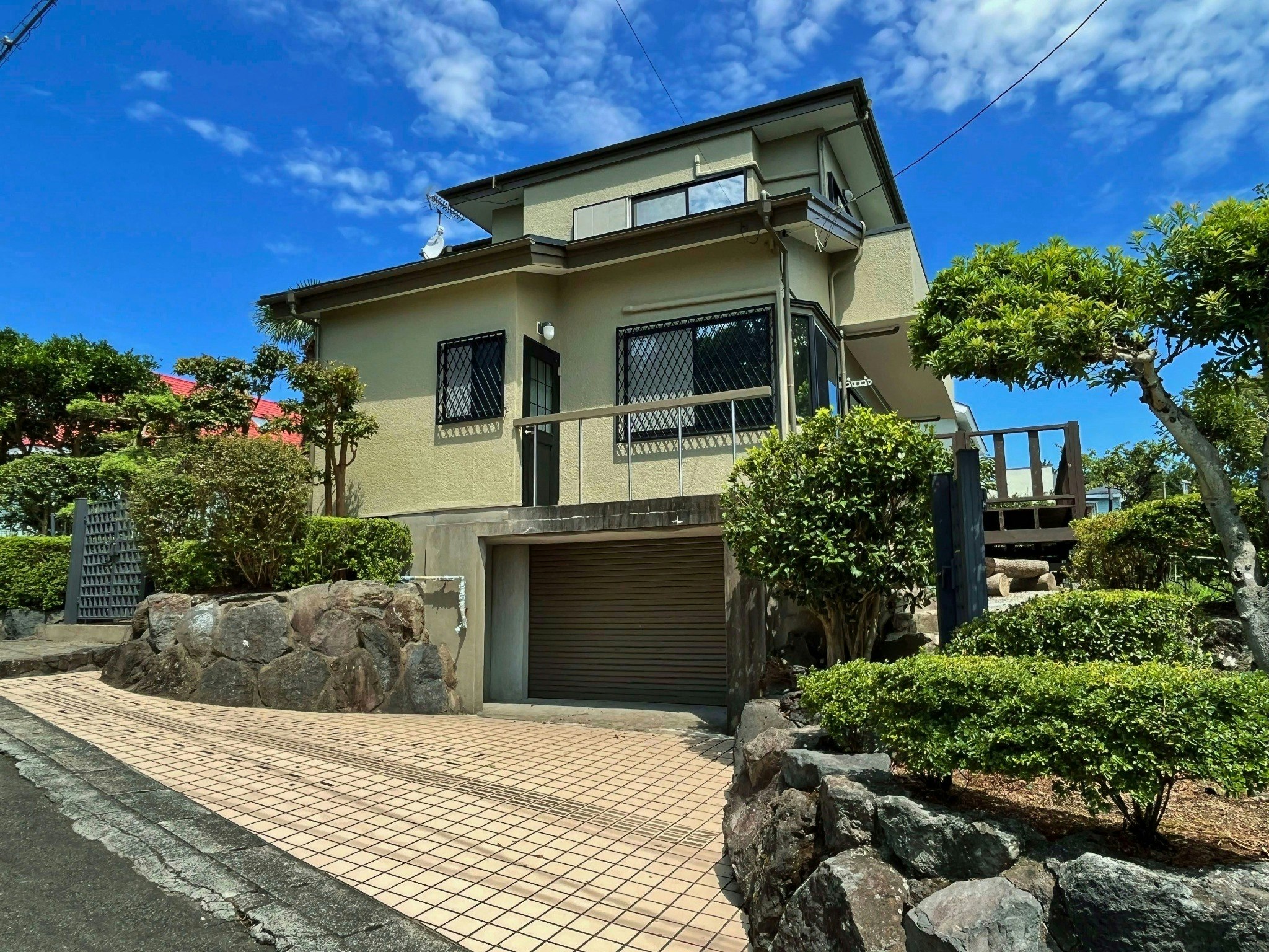NEW!’大室山まで3分” ILoveIzu 相模湾オーシャンビューの一軒家貸し切り