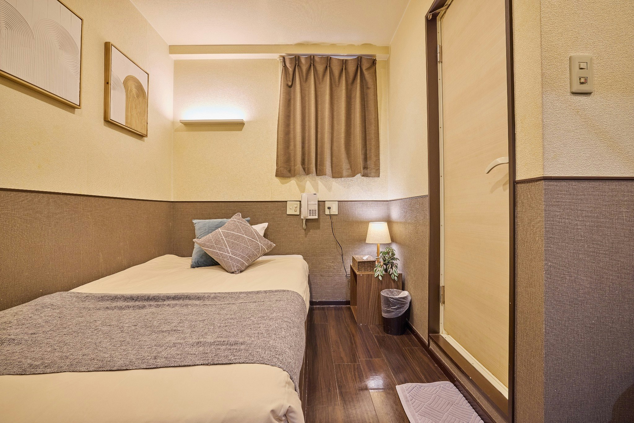 シングルベッド1台 2階b