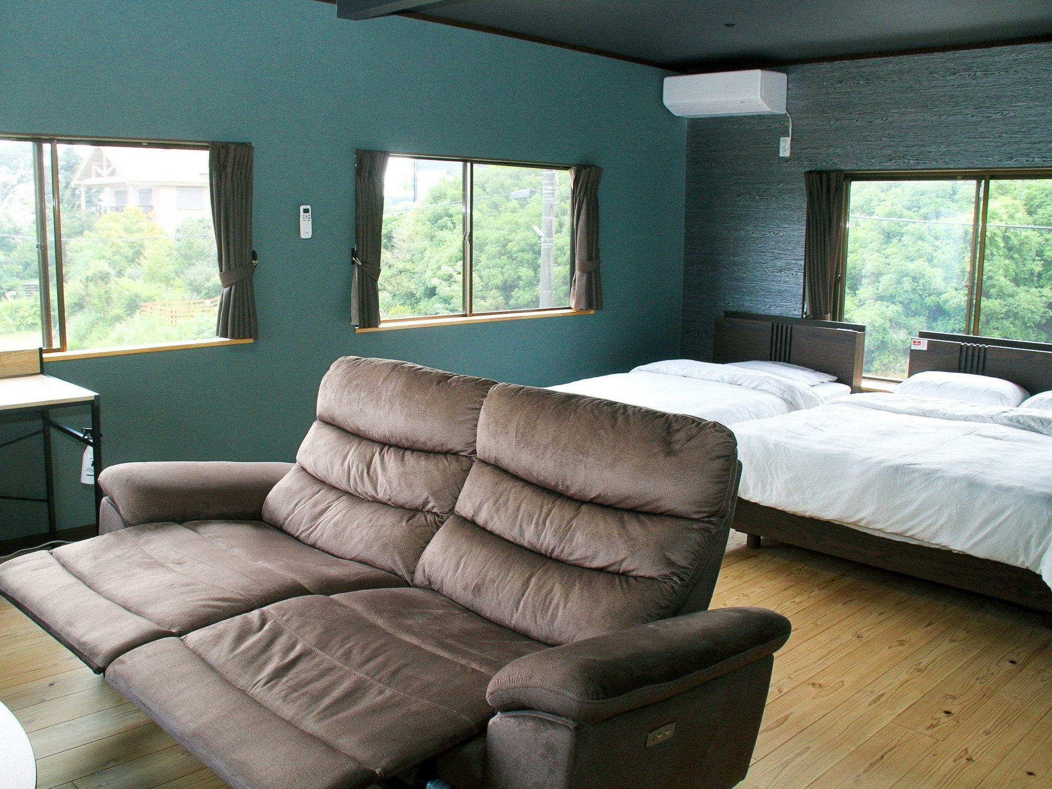 霧島連山を望む1日1組限定のプライベート別荘/霧島神宮温泉の源泉かけ流しのいで湯を楽しむ癒しの滞在