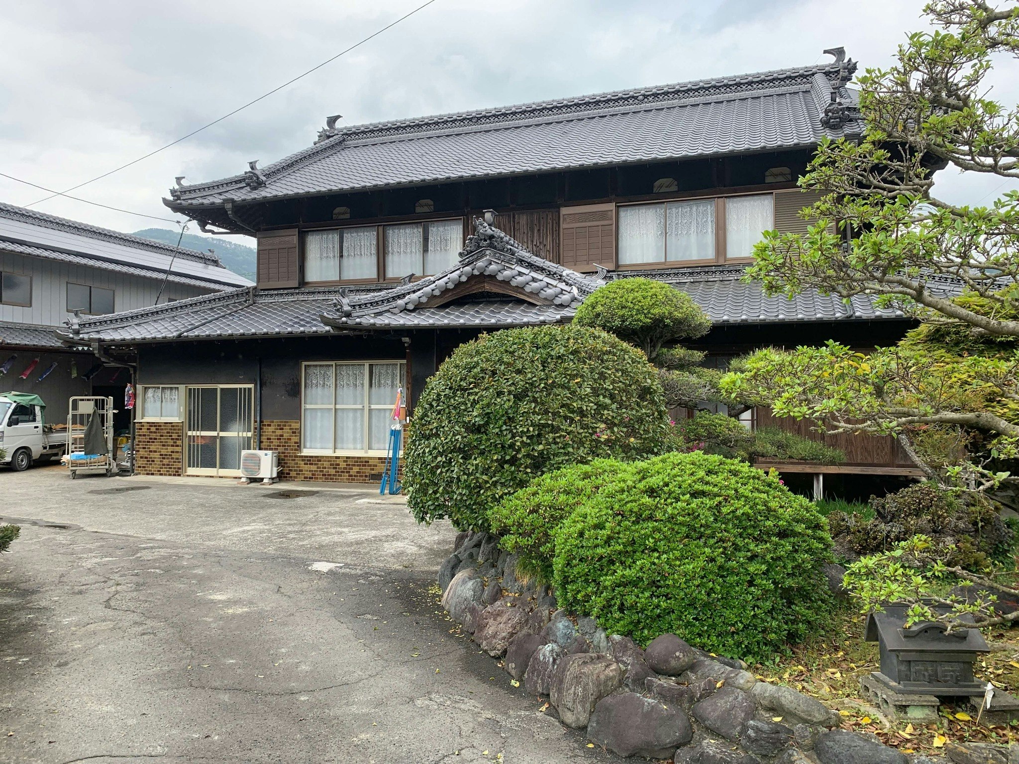 1日1組!四季を感じる里山体験 豊かな自然の宿 岩野家〜お父さんお母さんがやさしくお出迎え〜
