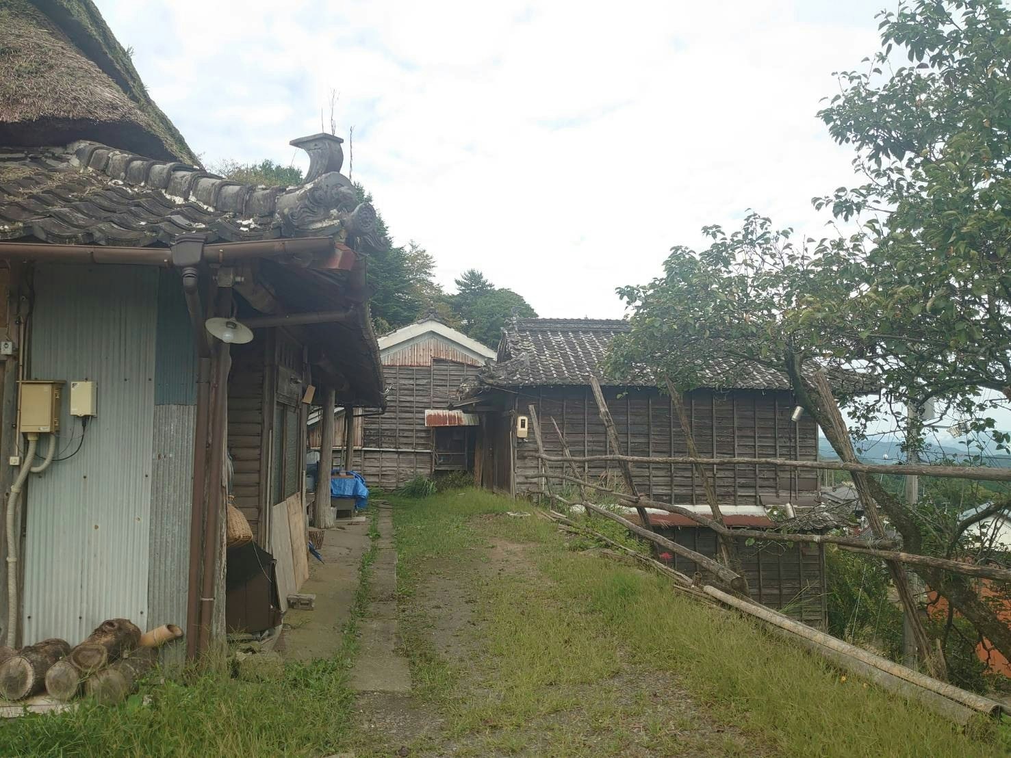 霊峰剣山の北側 日本の原風景 田舎暮らし リトリート 家賀乃里 古城