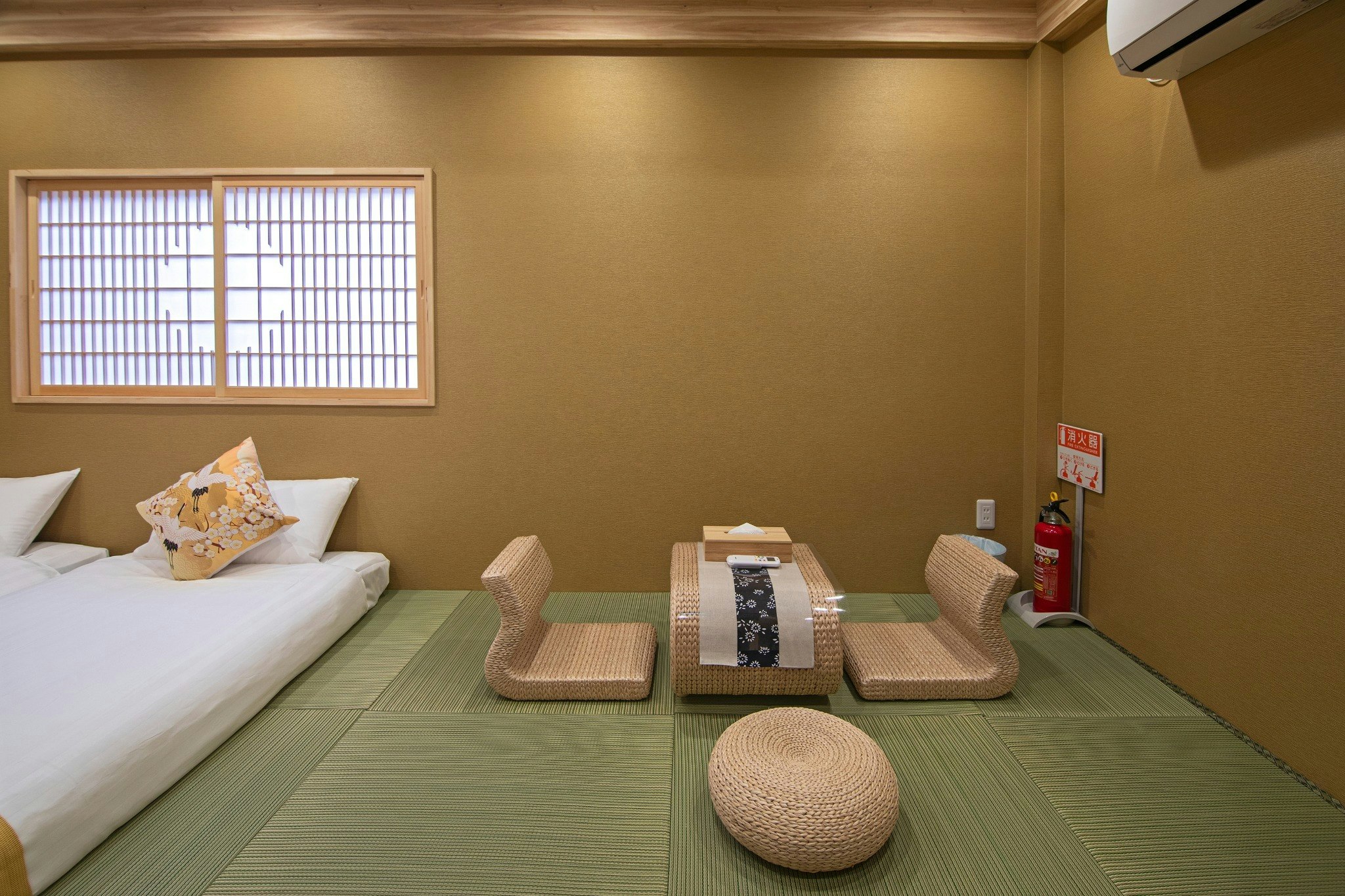 旅タイム・雪月花 room A,1つの寝室,最大3人宿泊可能,天下茶屋徒歩6分、関西空港まで32分