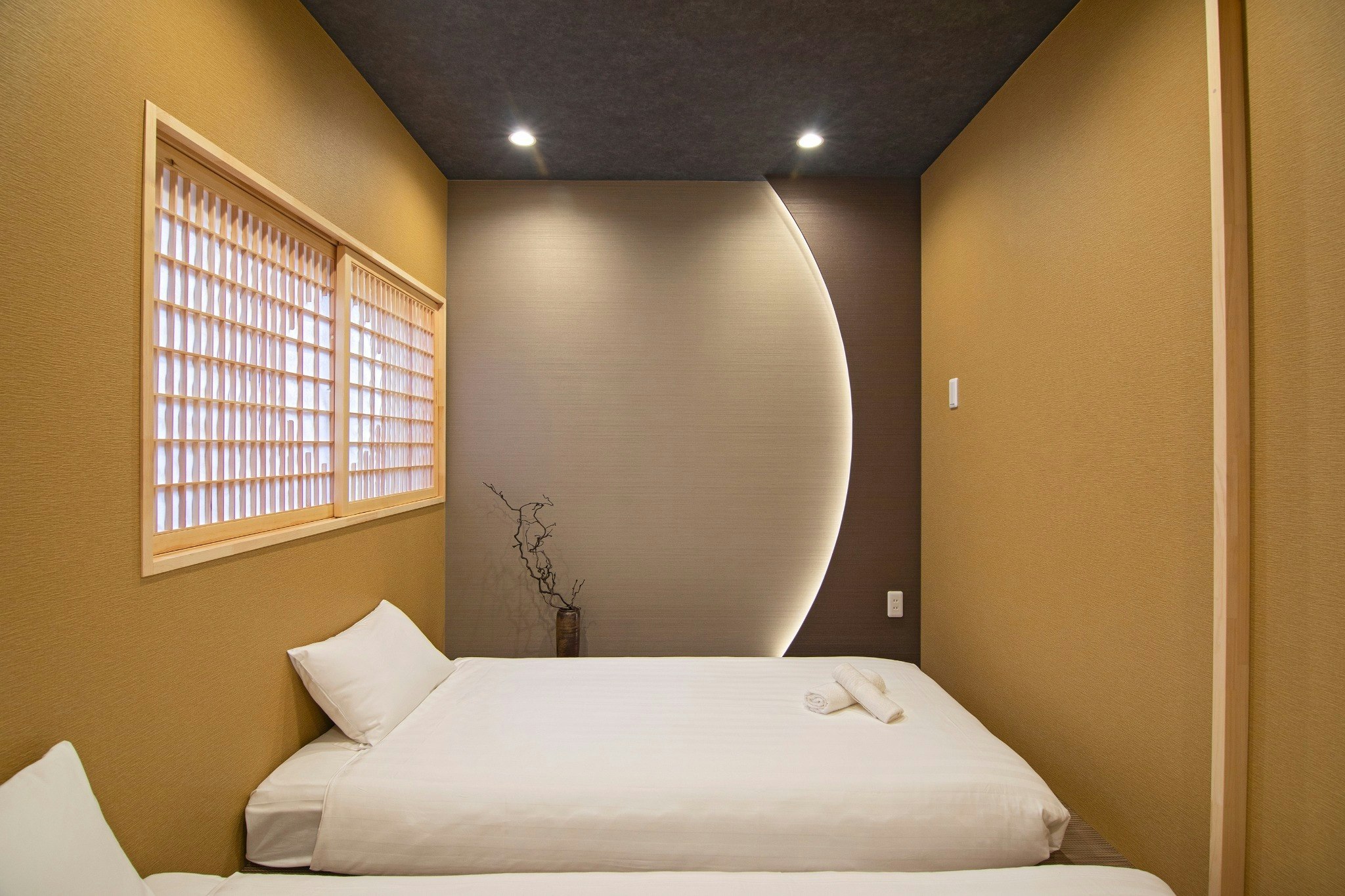 旅タイム・雪月花 room B,2つの寝室,最大4人宿泊可能,天下茶屋徒歩6分、関西空港まで32分