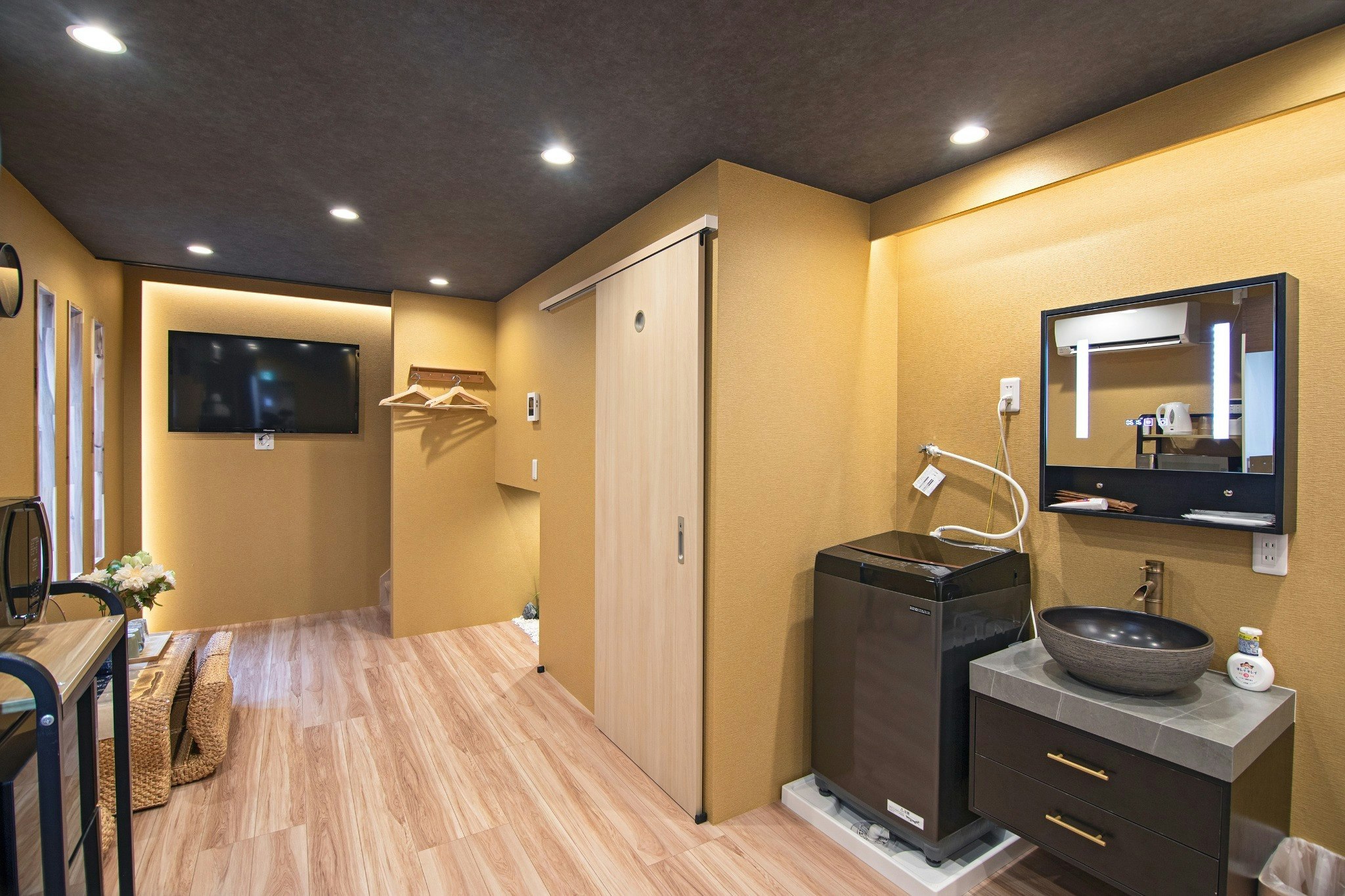 旅タイム・雪月花 room B,2つの寝室,最大4人宿泊可能,天下茶屋徒歩6分、関西空港まで32分