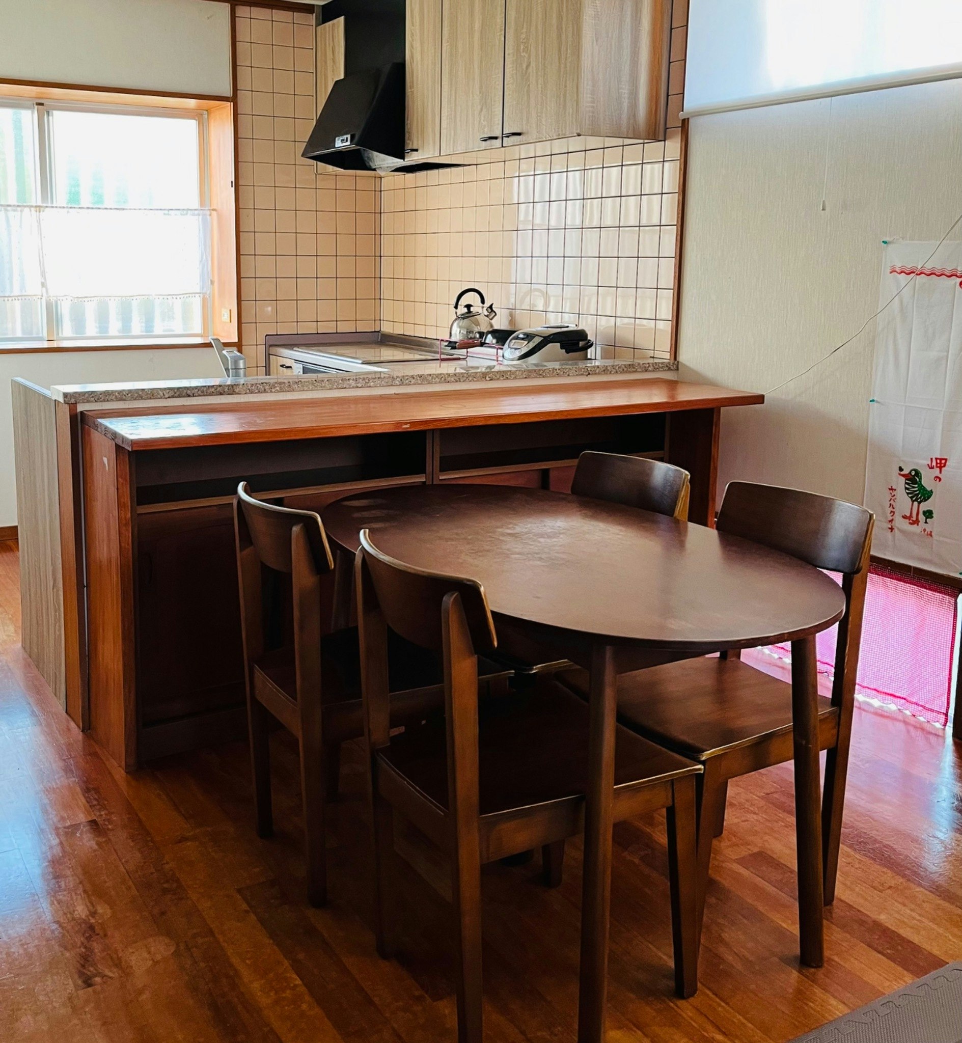 2階建の宿 日当たり良好 WI-FIあり ビーチまで徒歩5分