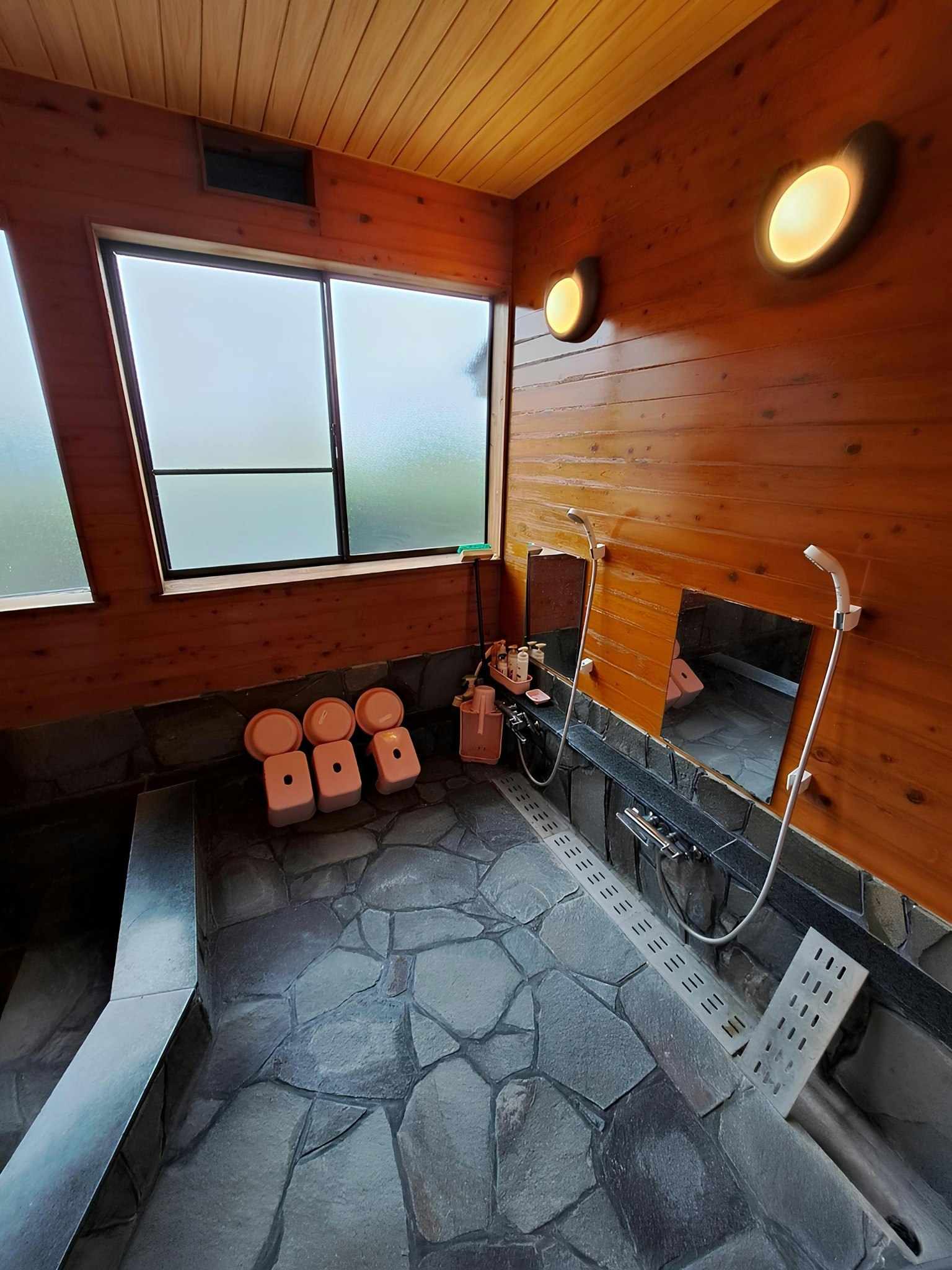 一軒家貸し切り