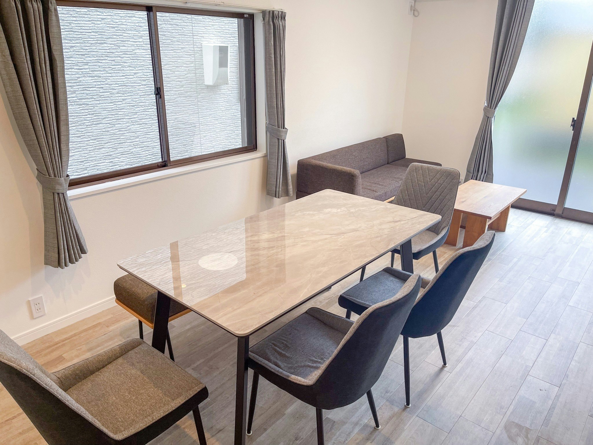 OPENSALE!富士山ビューの上質な宿、駅近、本町撮影スポット徒歩1分【Hoco 富士吉田】