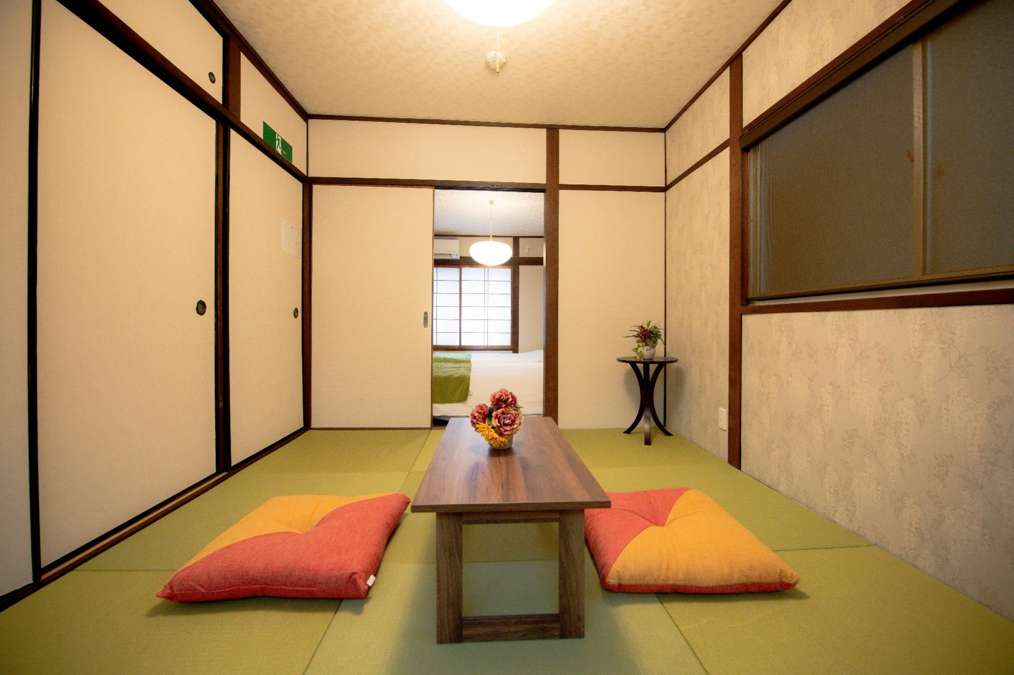 【楽宿今里】一日一組限定70 m2・地下鉄二線・駅まで徒歩2分・難波地下鉄一本で7分・近鉄、環状線