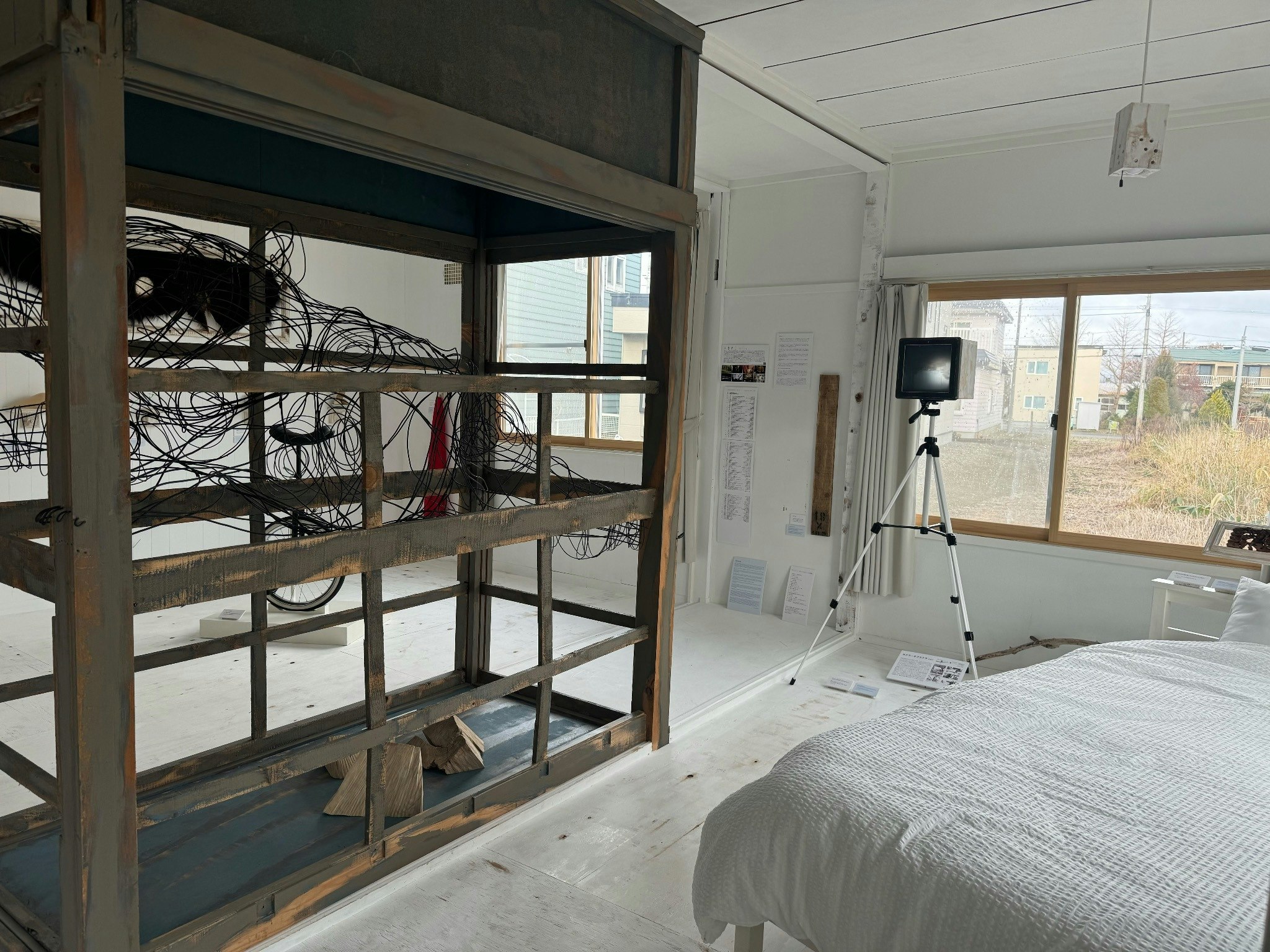 BEAR FOOT apartment 102号室《ペンション・グリルパルツァーの時刻》