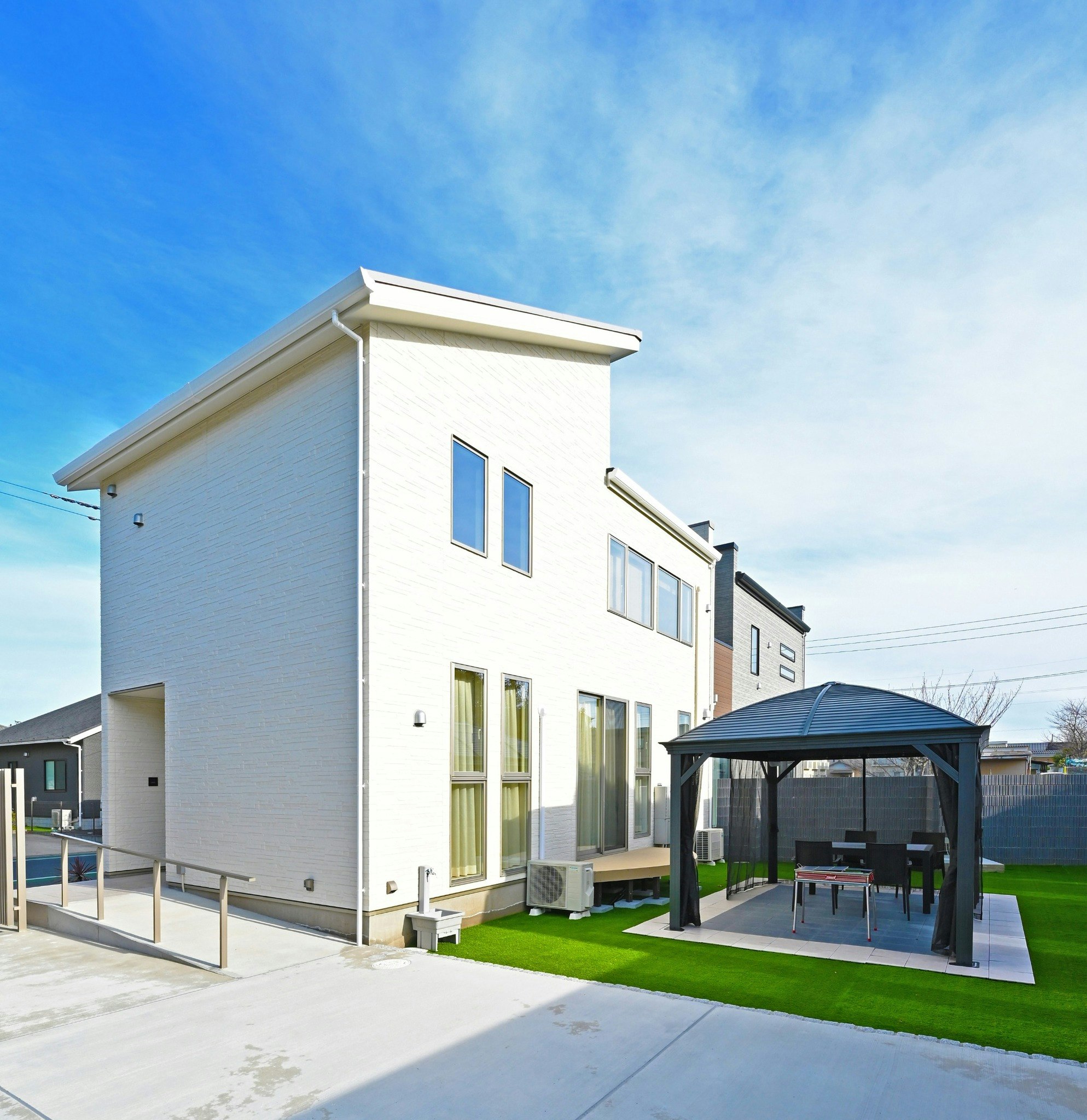 新築一棟貸し!2つのコンセプトルームを同時に楽しめる♪パーティーにも!8Room(エイトルーム)