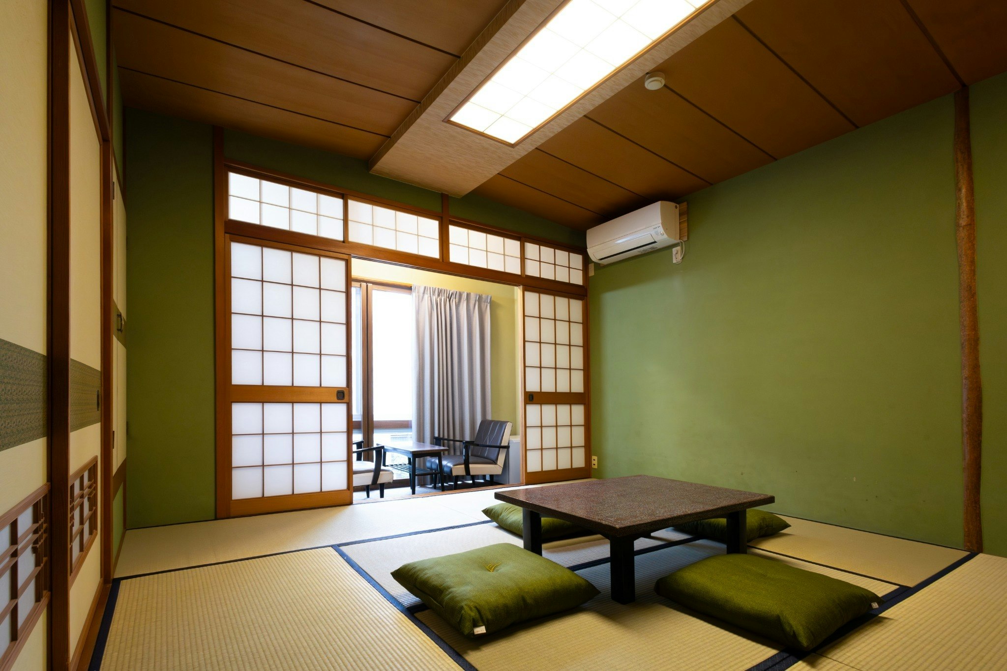 【禁煙】【素泊り】和室8畳 客室【綾】トイレ、シャワー室、浴室共用