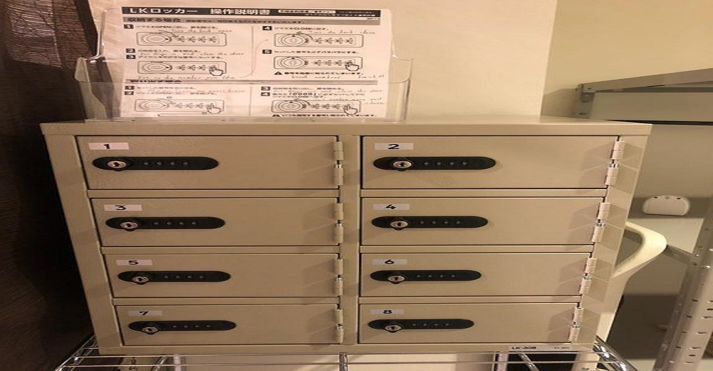 ファミリールーム101【専用トイレ&バルコニー付】