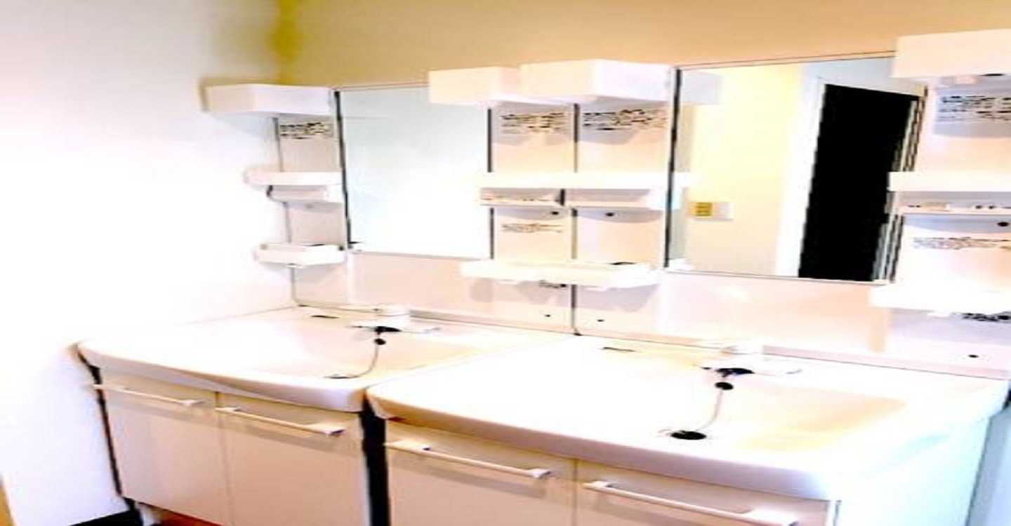 ファミリールーム101【専用トイレ&バルコニー付】