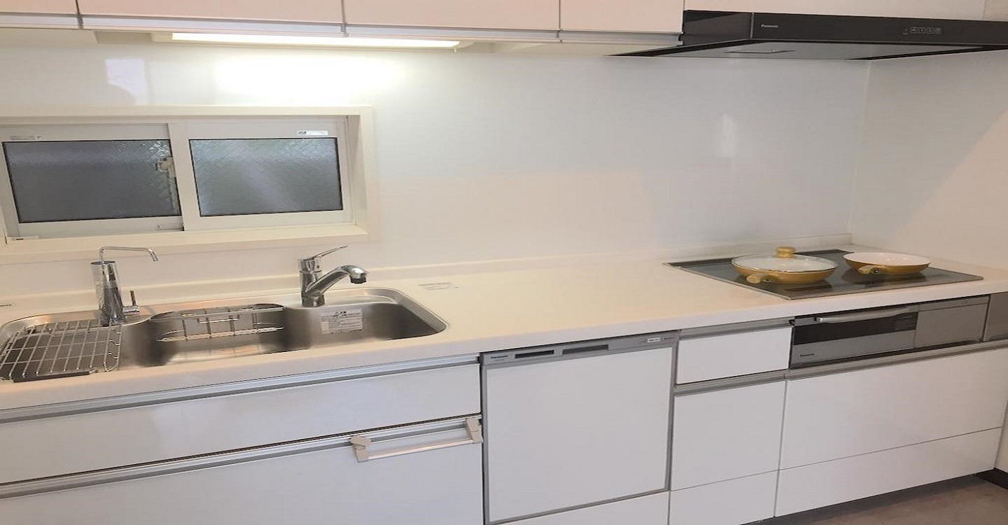 ファミリールーム201【専用バスルーム&キッチン付き】