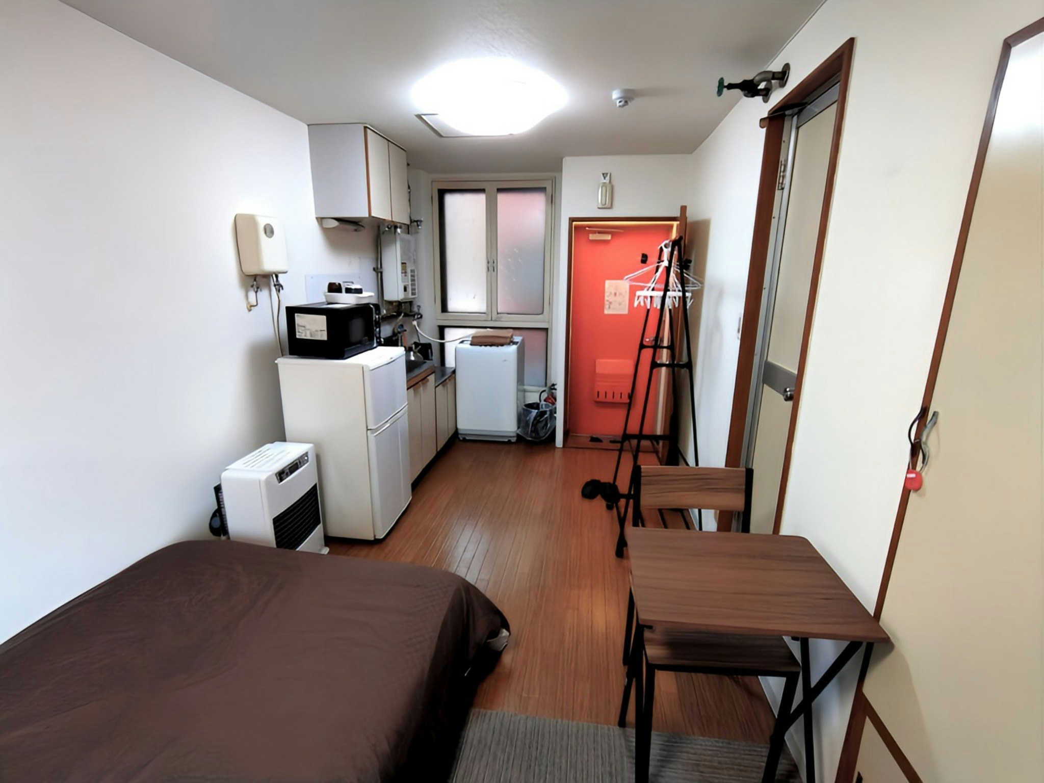 【地下鉄白石駅徒歩7分】105号室、1R、洗濯機、無料WiFi【札幌駅、新札幌駅からタクシー15分】