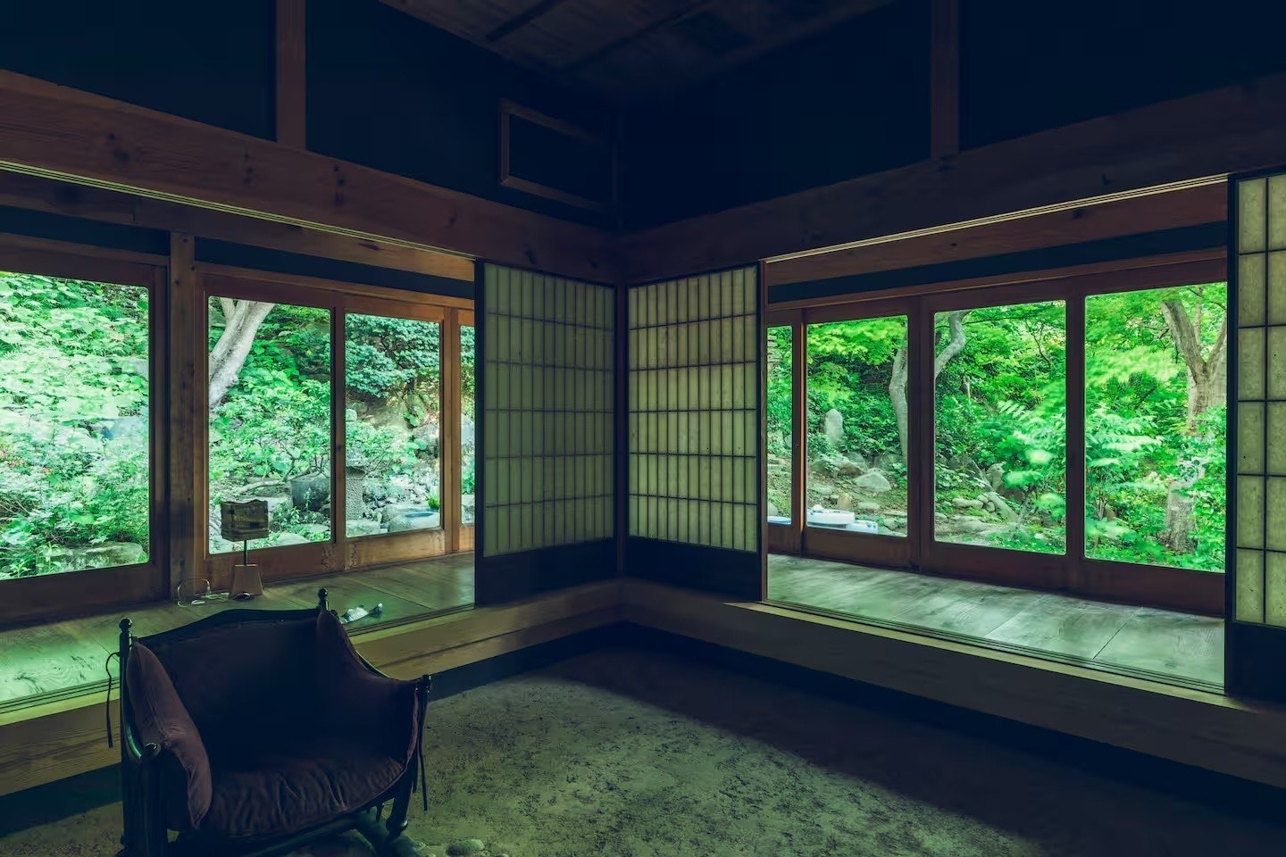 「海ノ離レ」―静かな漁村に佇む一棟貸しの宿