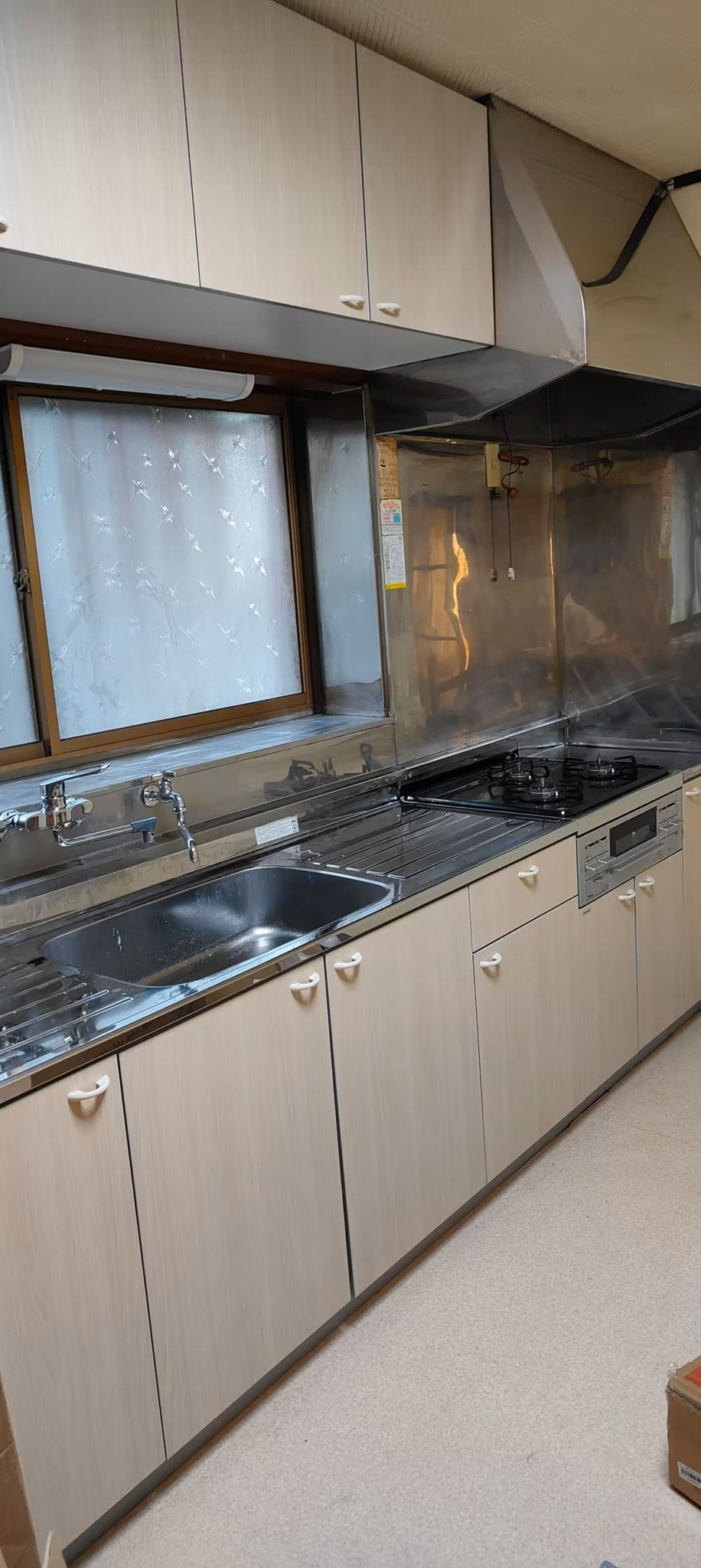 一軒家貸し切りの民泊