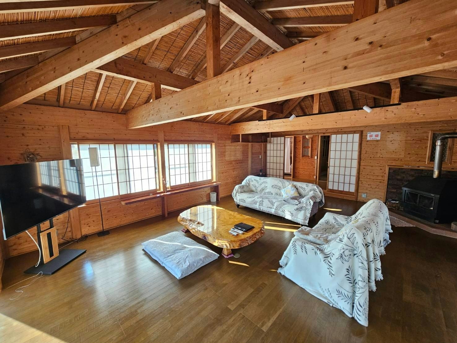 那須町にある広い和洋風の大型庭付き一戸建
