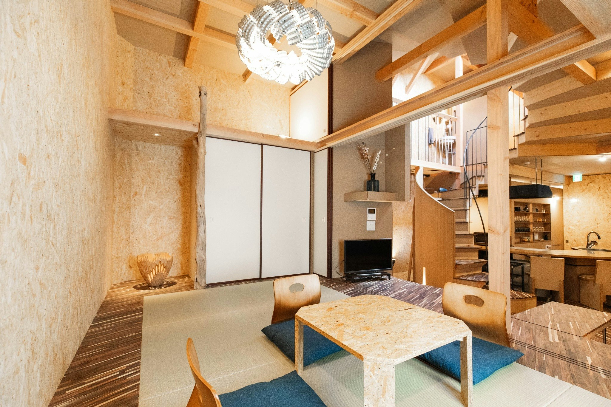ユニークで美しい木造建築/家族や友人と想い出に残る時間を