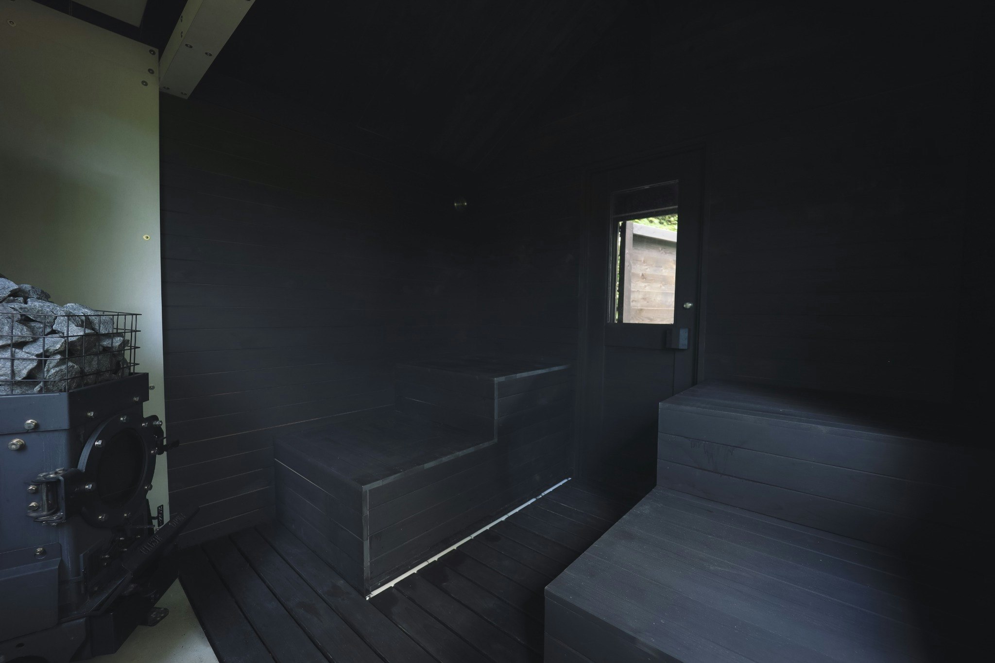 【6畳の薪サウナ完備】1日1組限定のBBQ一式、露天風呂付きヴィラ