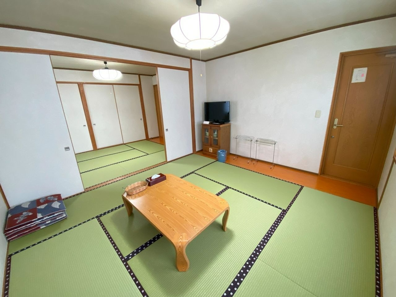 [zaobase]スキー場まで徒歩1分 新装個室  最大7名