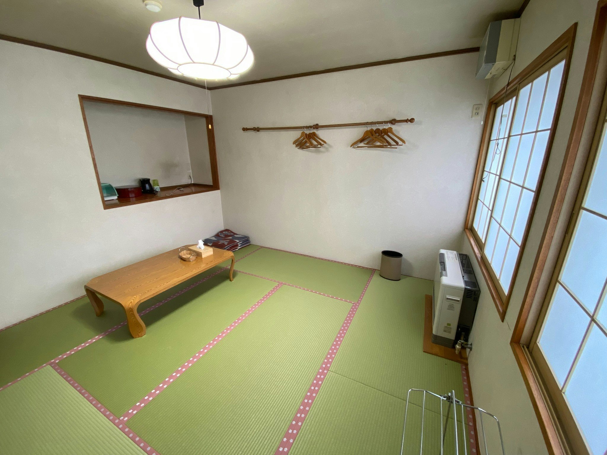 [zaobase]スキー場まで徒歩1分 新装個室 最大3名