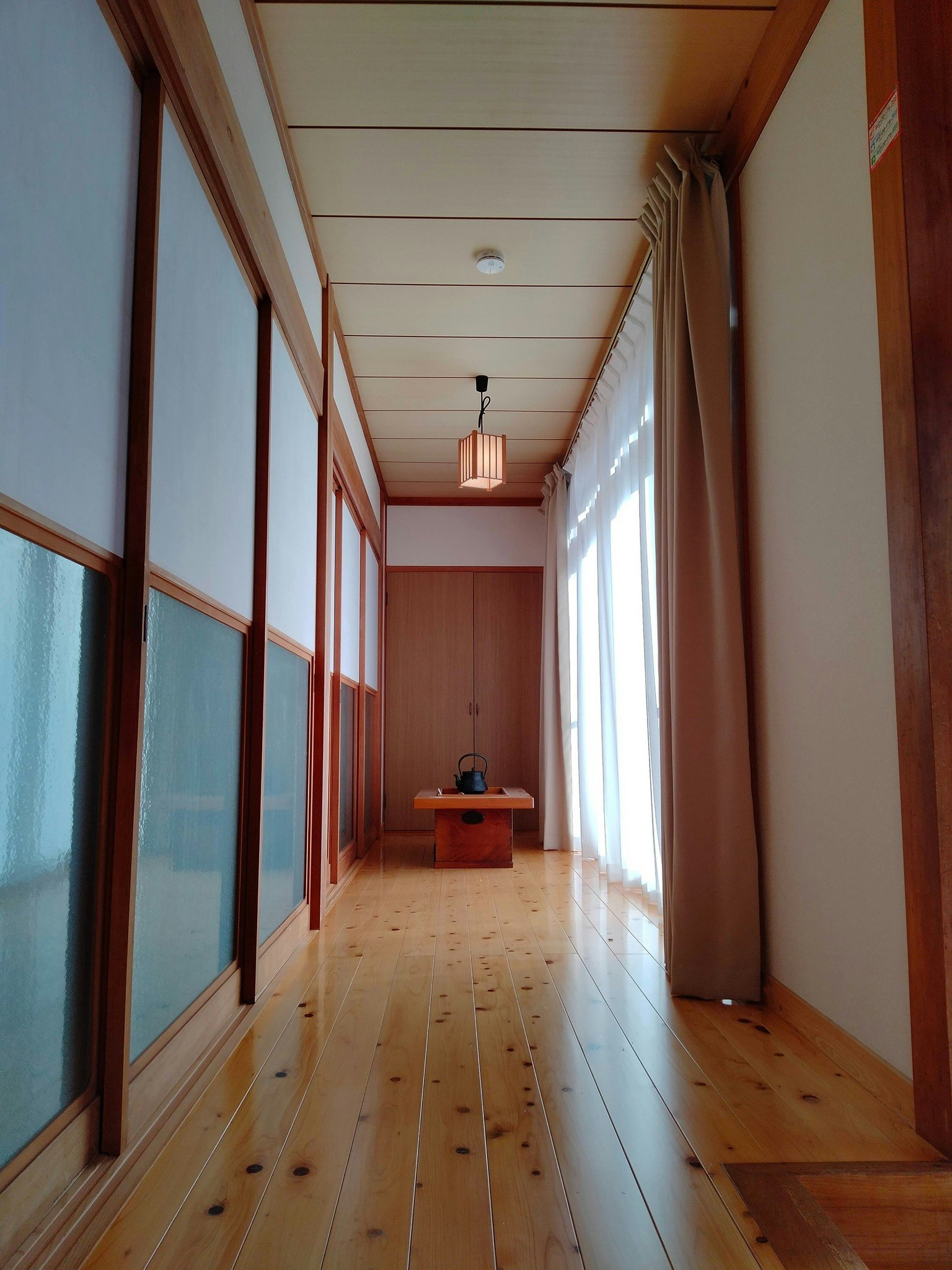 【和洋室】畳の和室に障子  縁側など  昔ながらのお部屋で  過ごす憩いの滞在