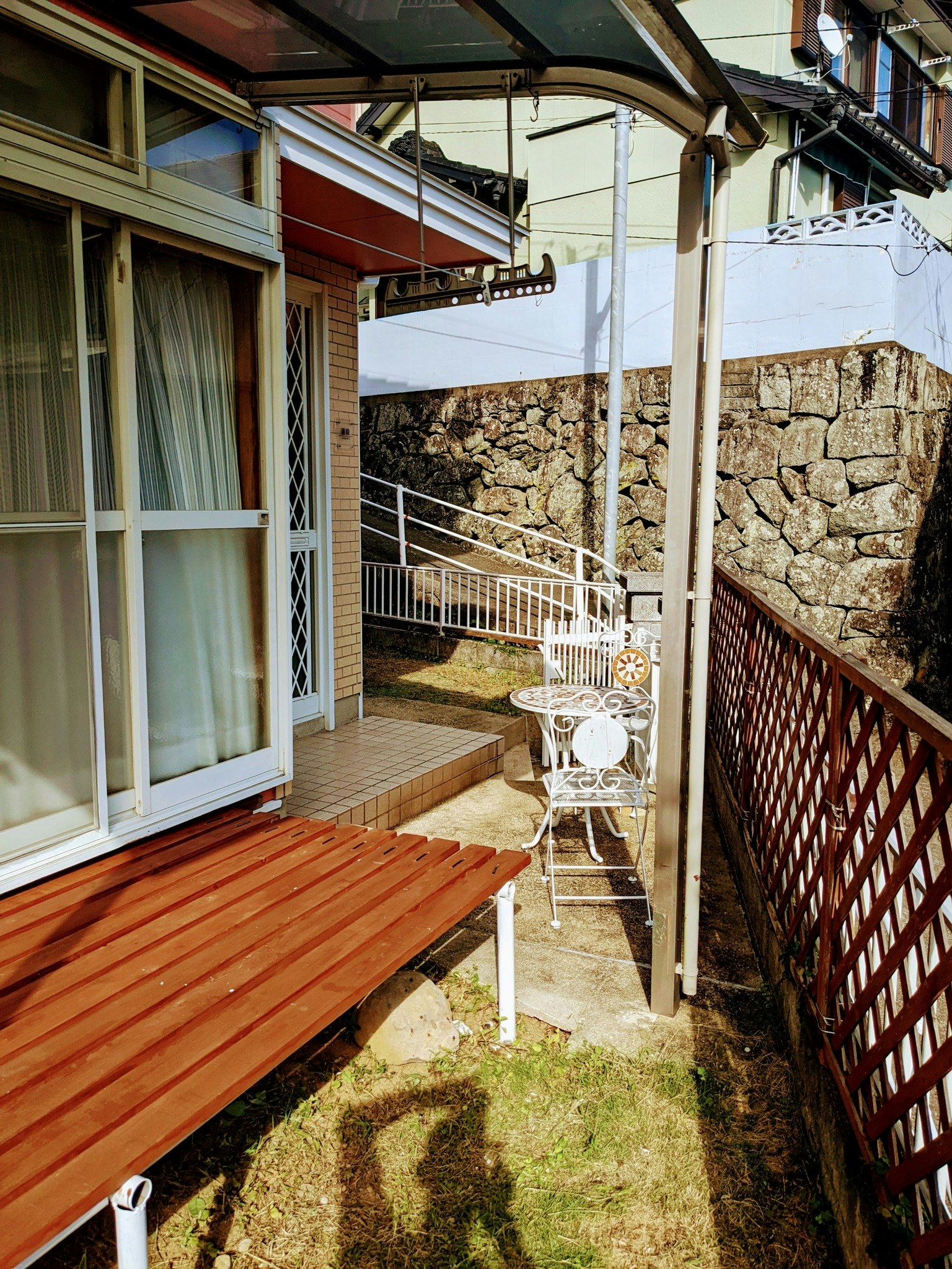 広々としたゲストハウスは一組限定