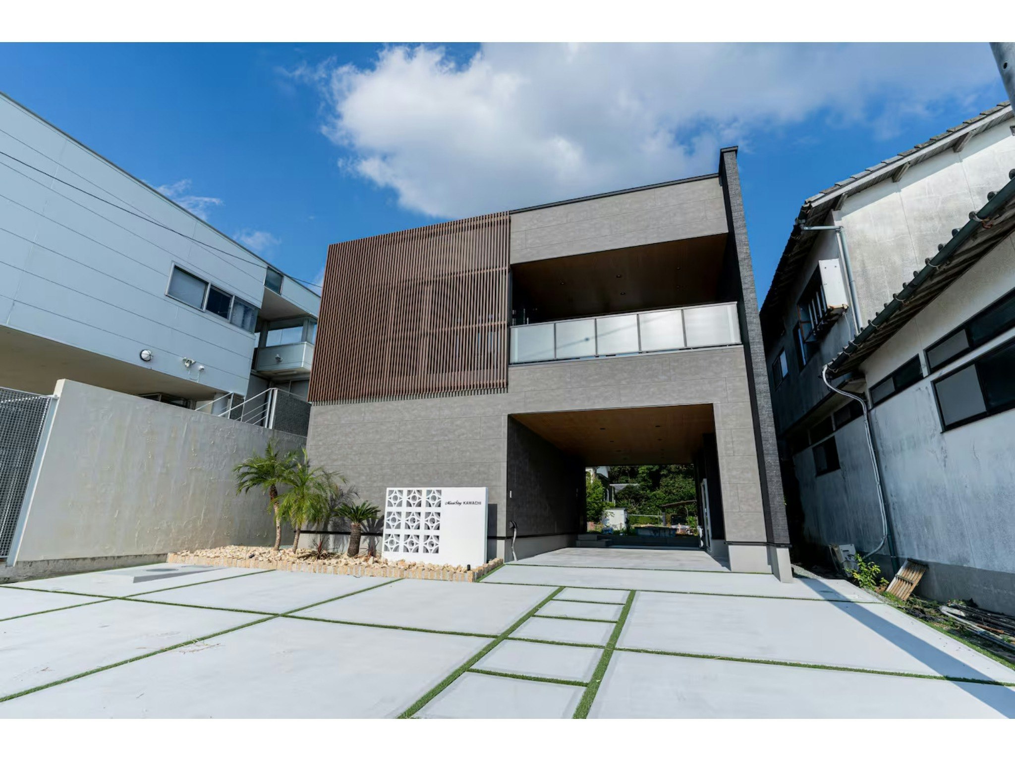 オーシャンビュー&サウナ付!最大8名で楽しめる戸建て貸切の非日常ステイ