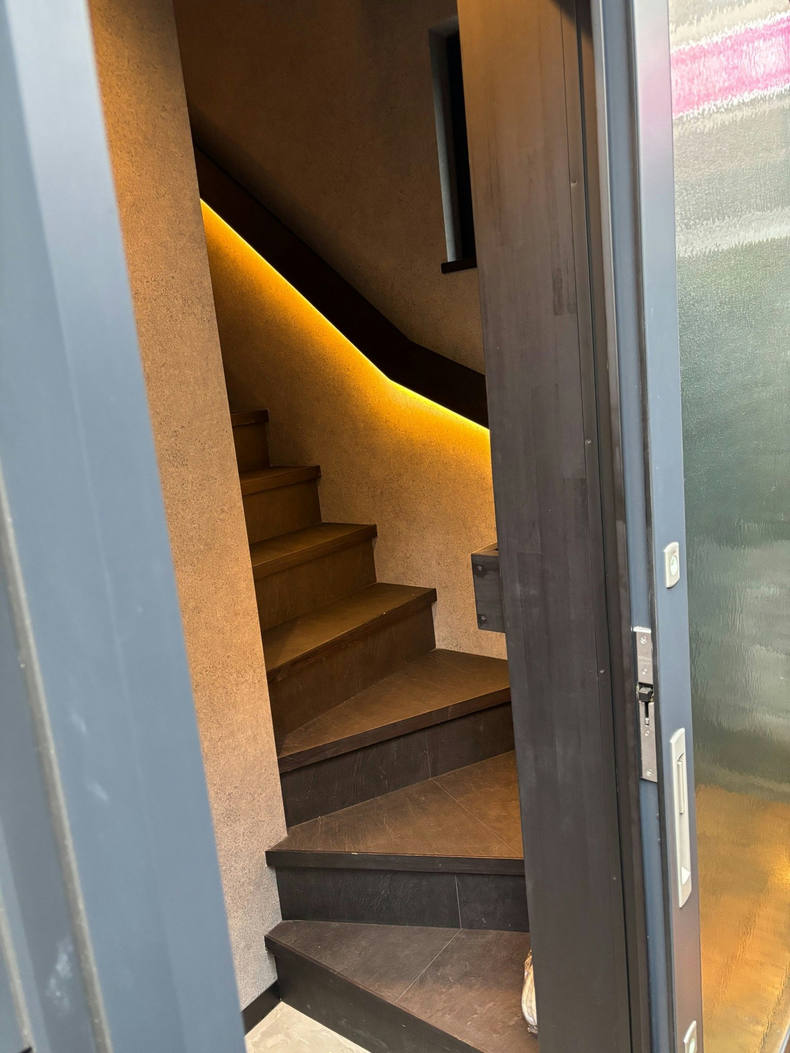 【禁煙】外観・内装共に新築のモダンでシックな造り!おしゃれな1日1組様限定の貸し切り!