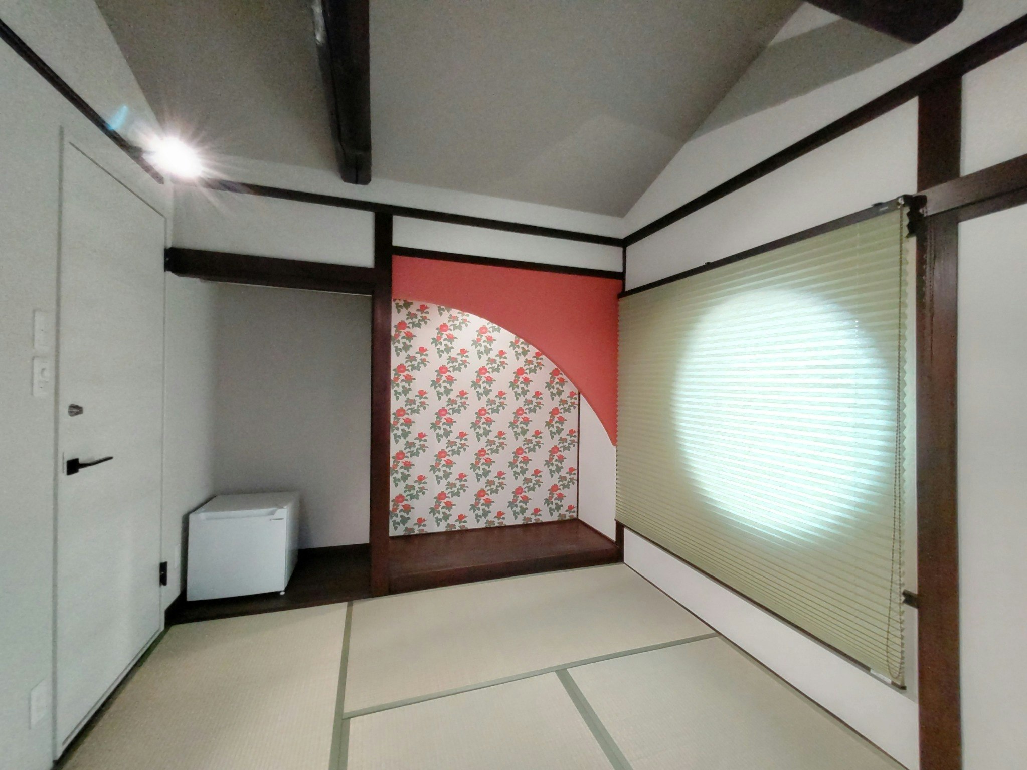 こじんまりとした和室(6畳)